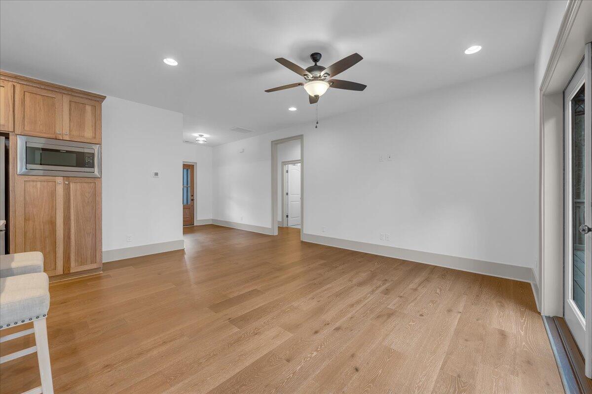 3200 Crockett Pointe