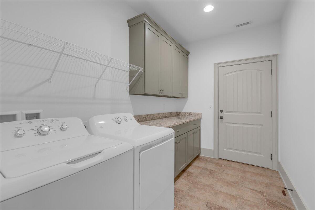 3200 Crockett Pointe