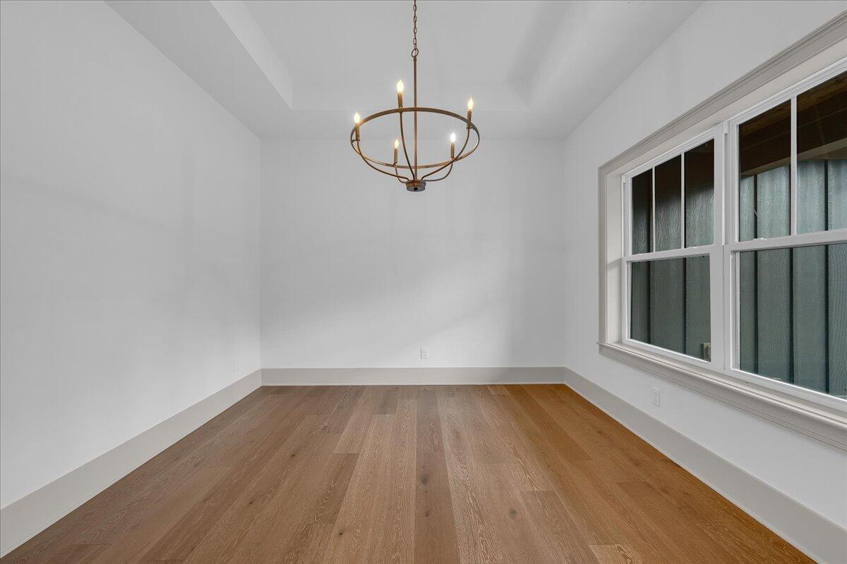 3200 Crockett Pointe