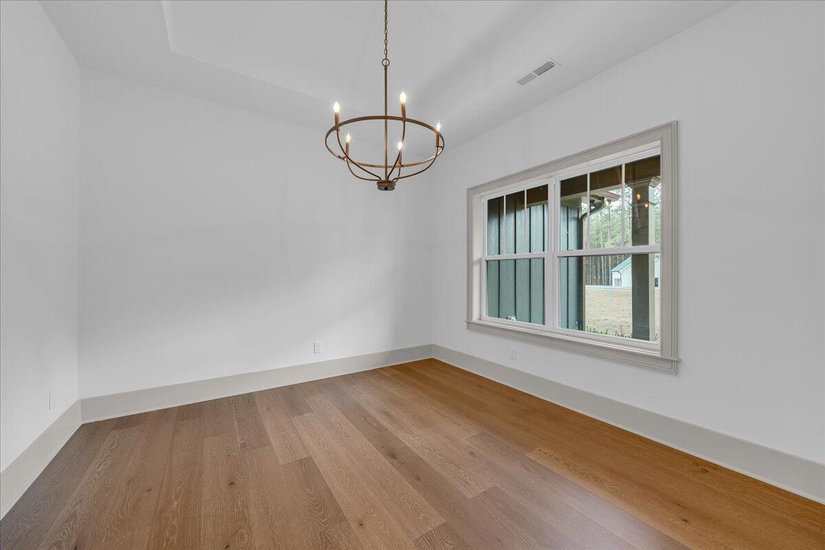 3200 Crockett Pointe