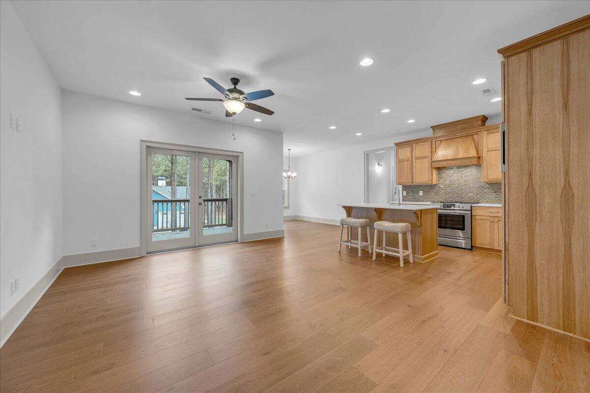 3200 Crockett Pointe