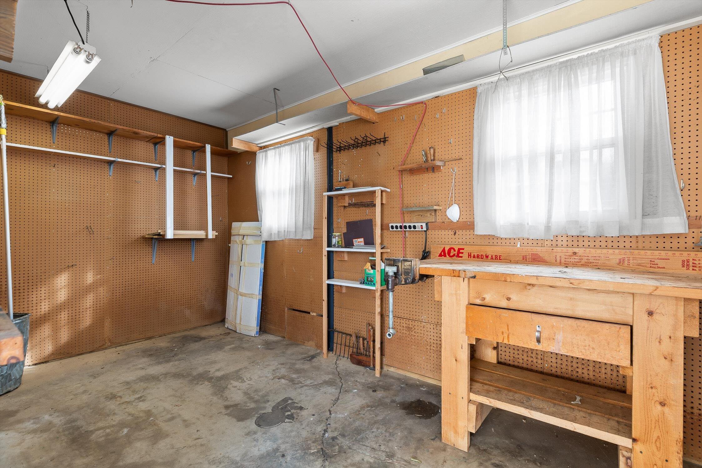 2104 Crown Court Lane