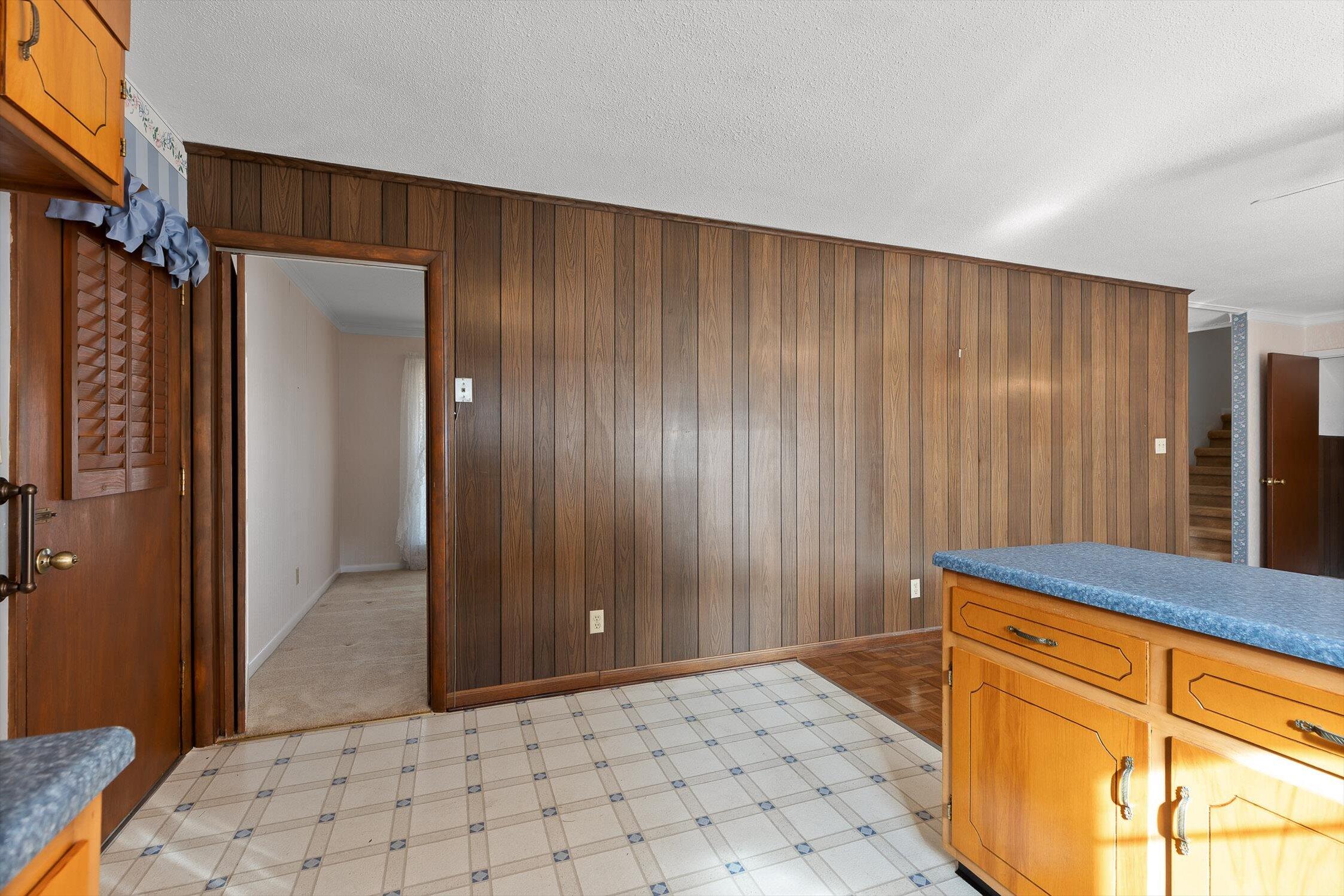 2104 Crown Court Lane