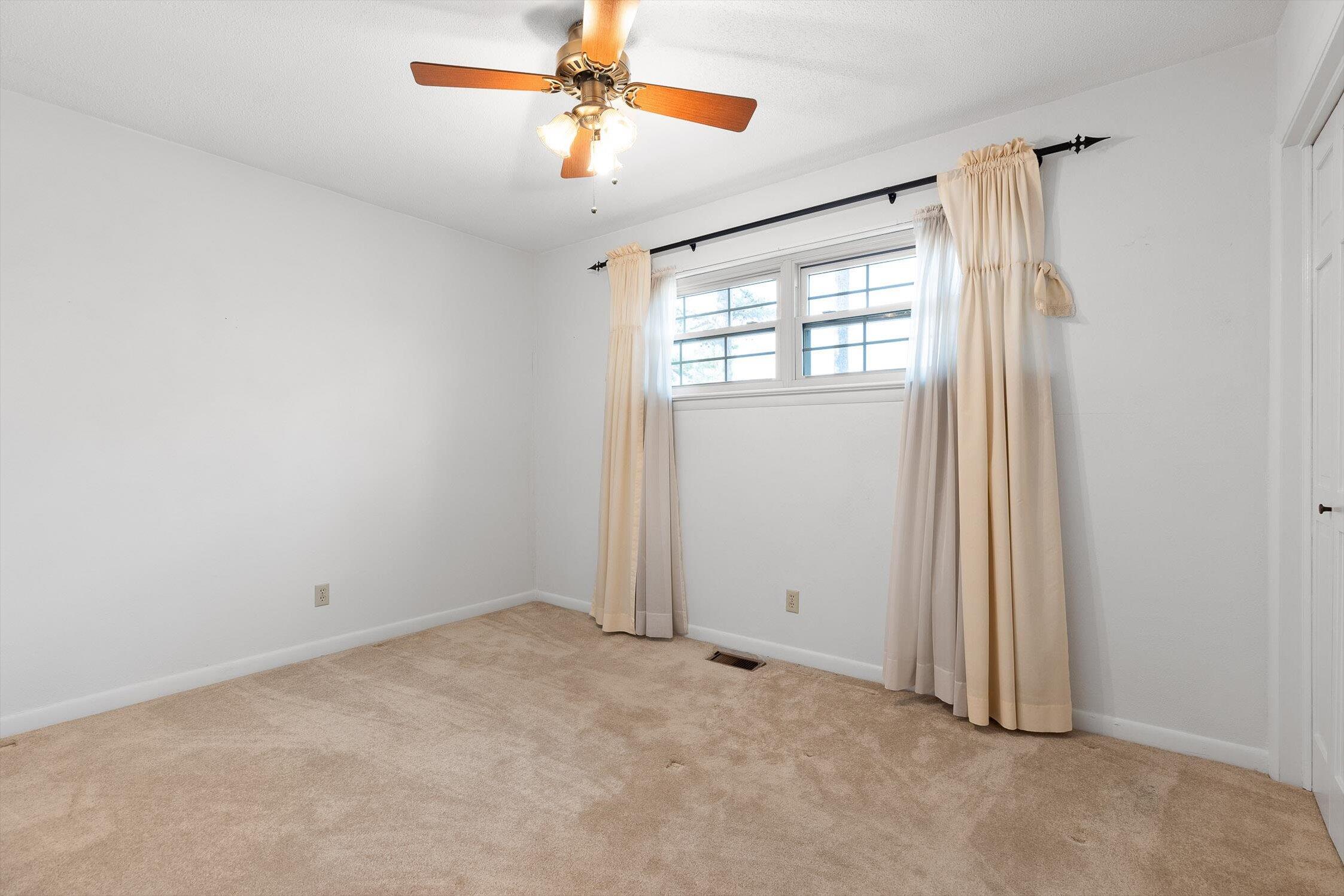 2104 Crown Court Lane