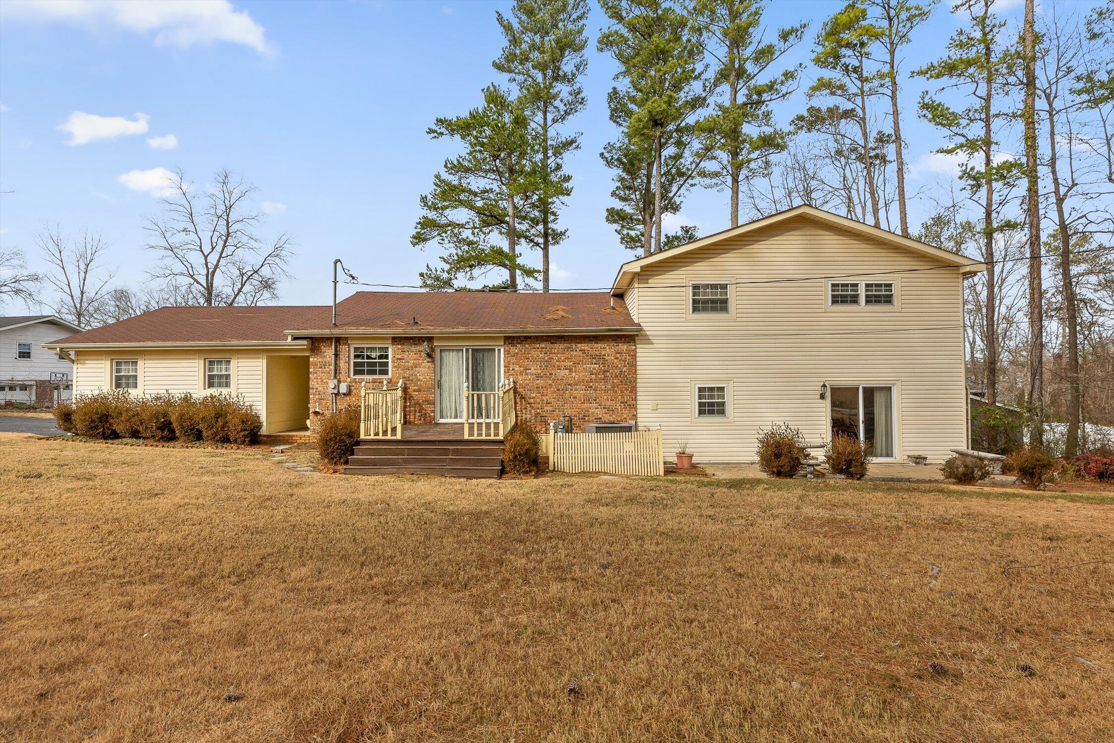 2104 Crown Court Lane