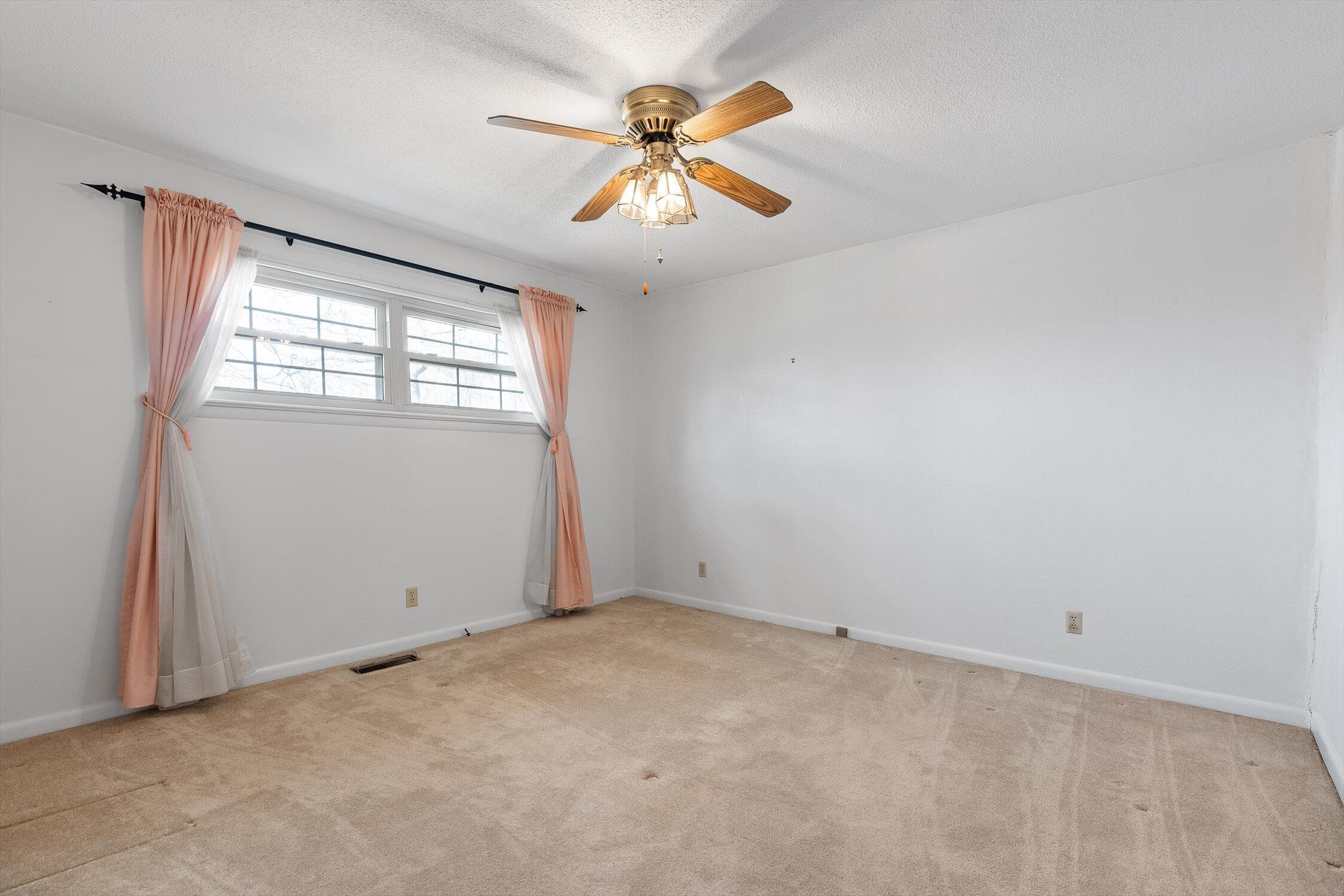 2104 Crown Court Lane