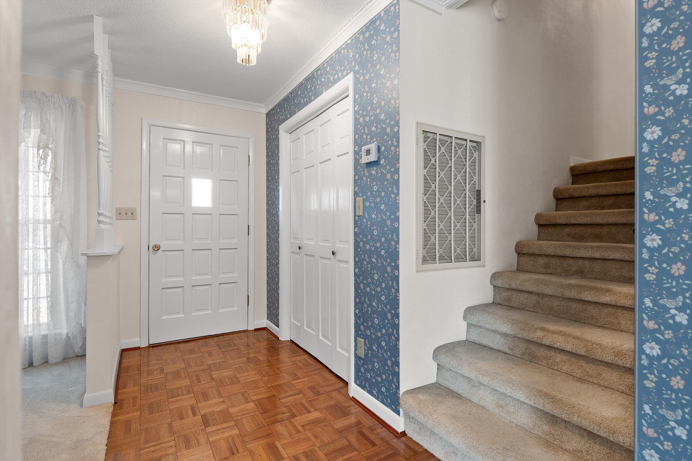 2104 Crown Court Lane