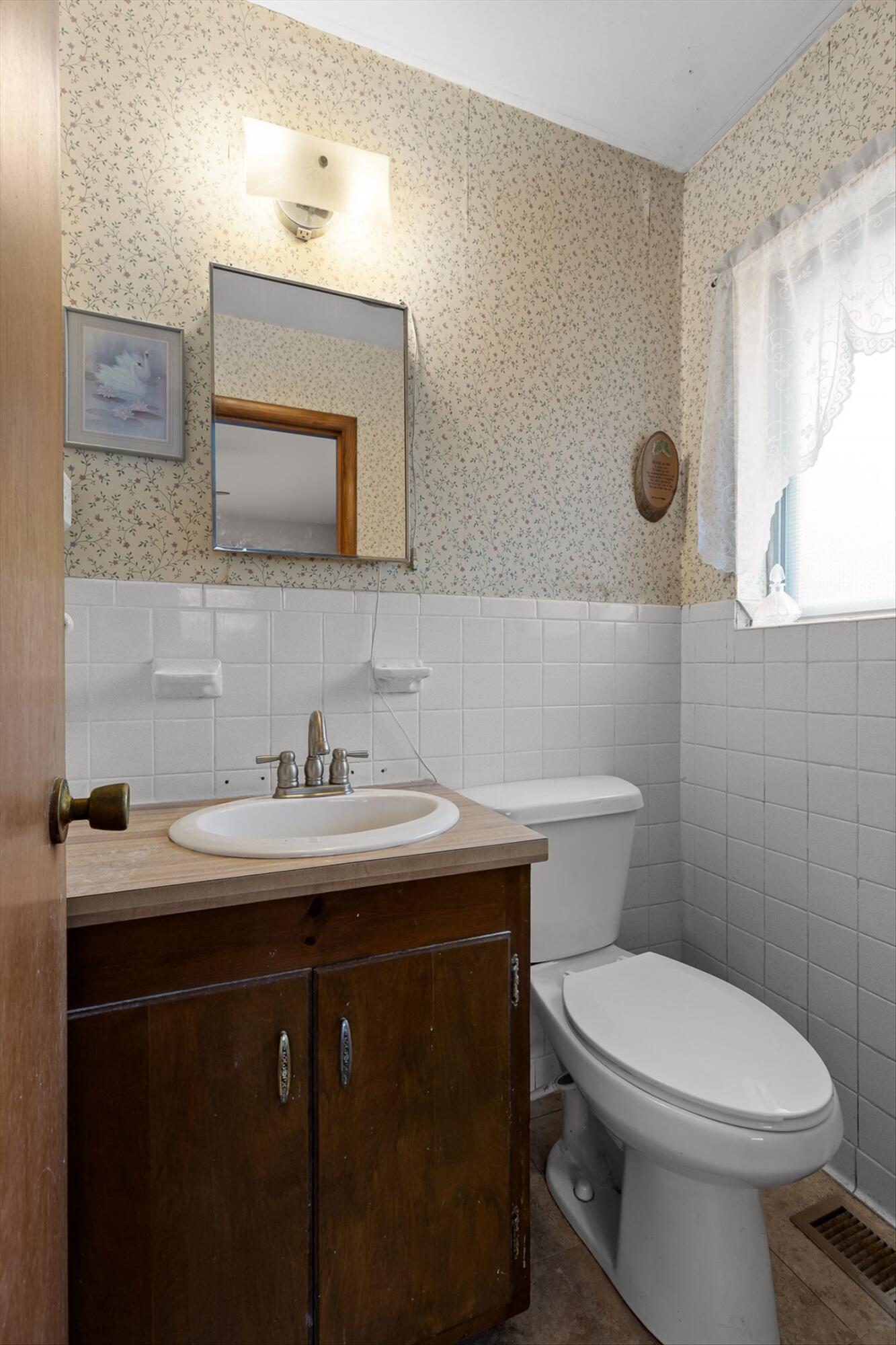 8306 Pine Ridge Road