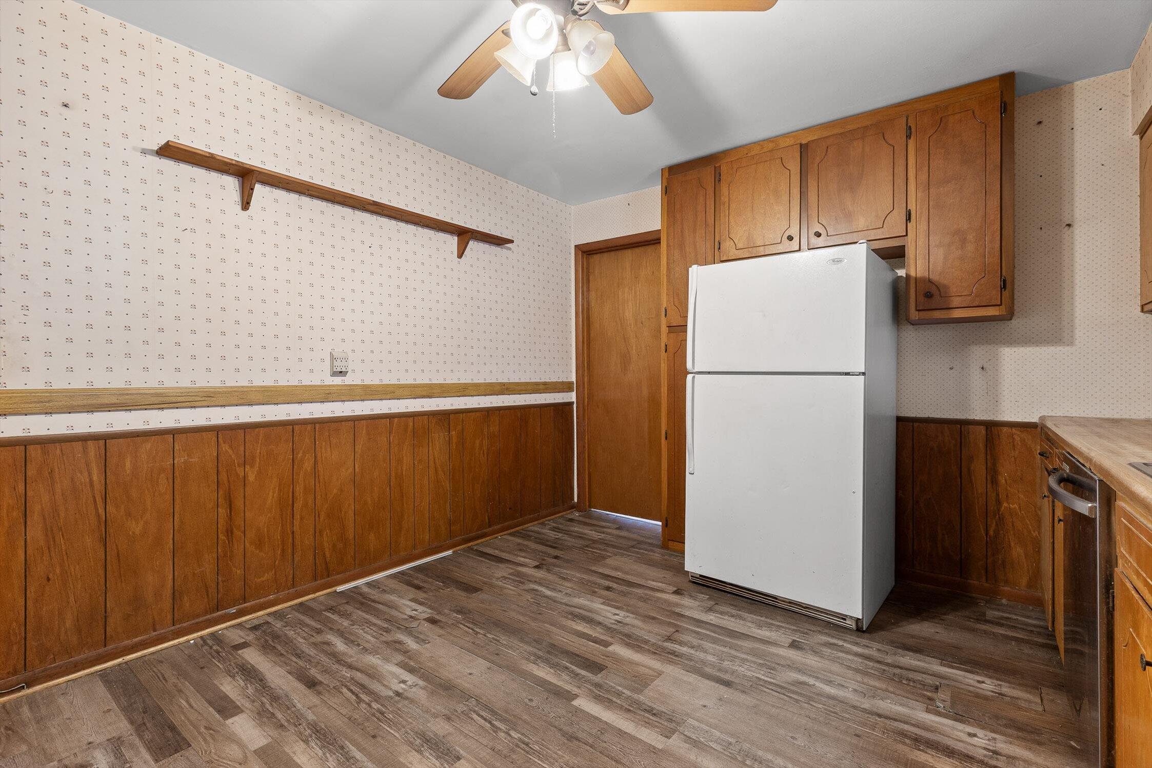 8306 Pine Ridge Road