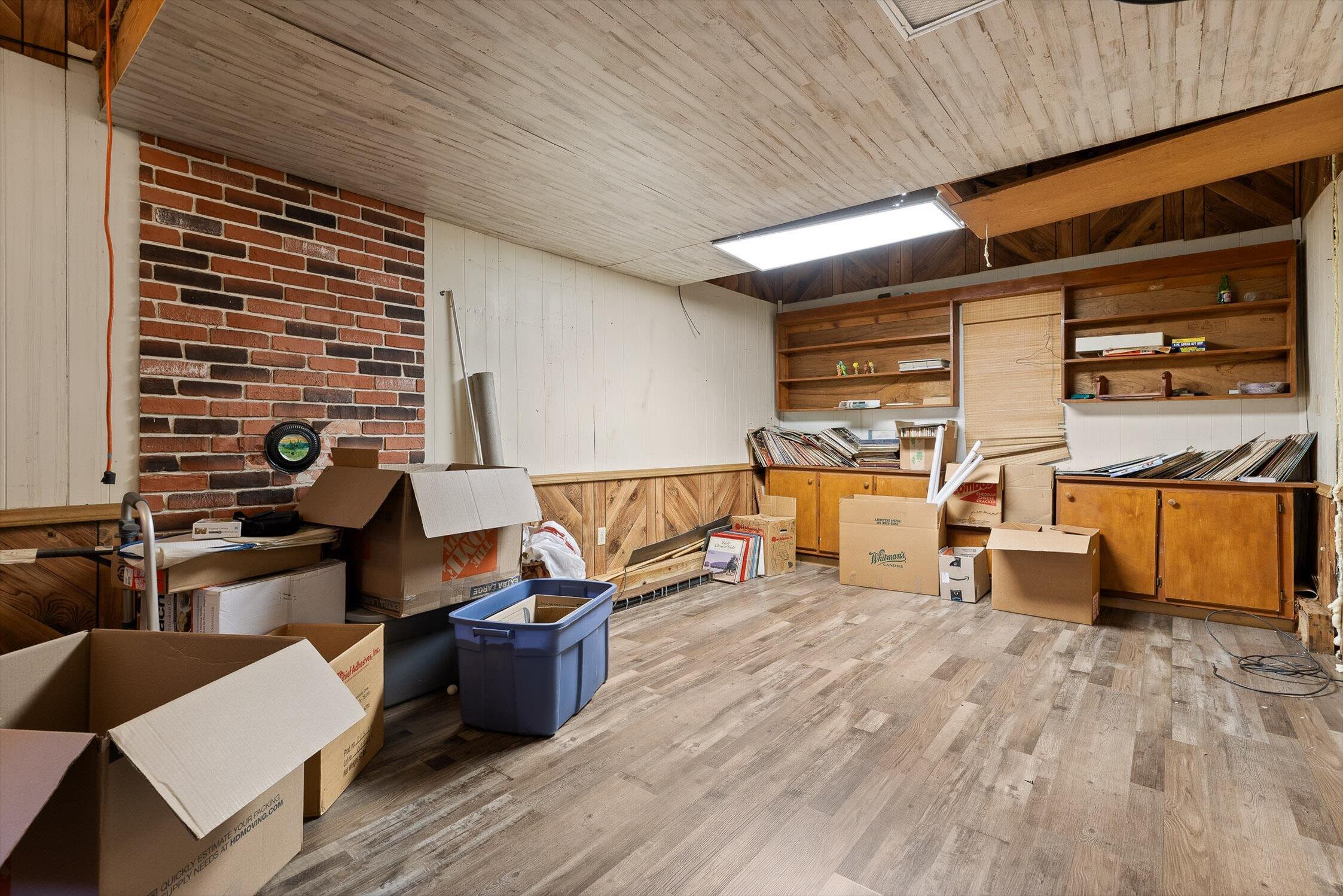 8306 Pine Ridge Road