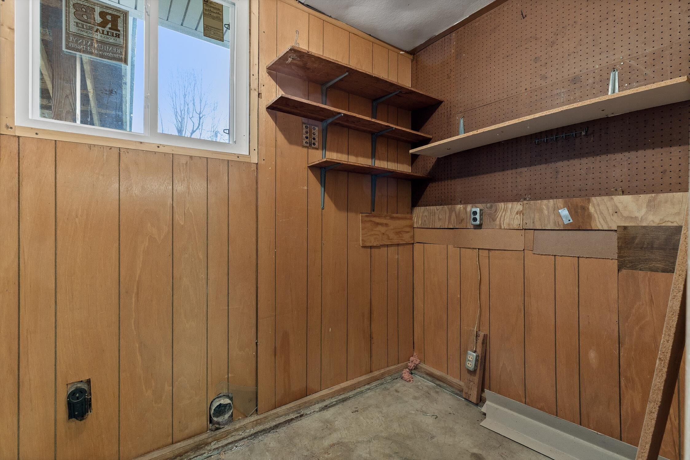 8306 Pine Ridge Road