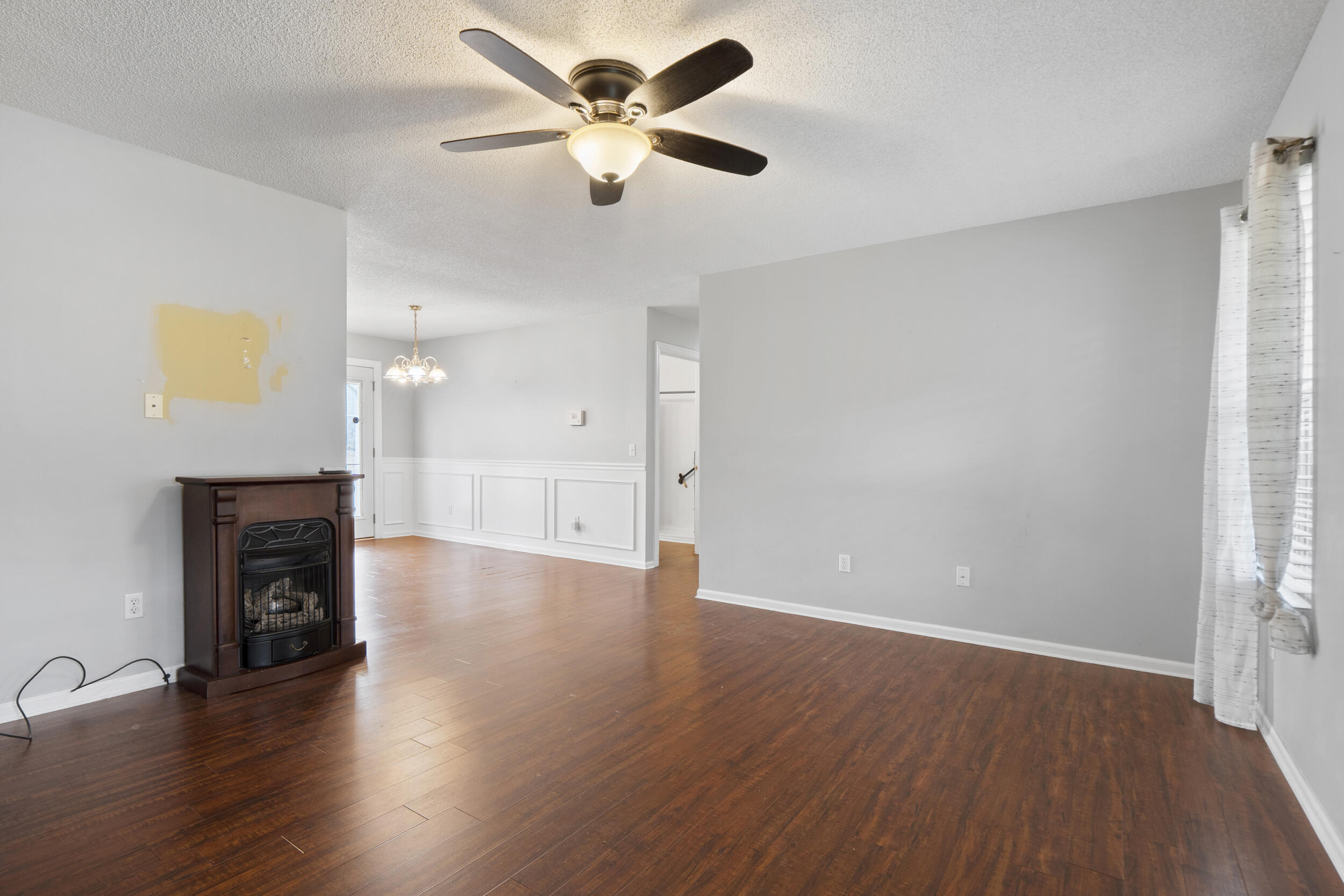 32 Oak Shadows Drive