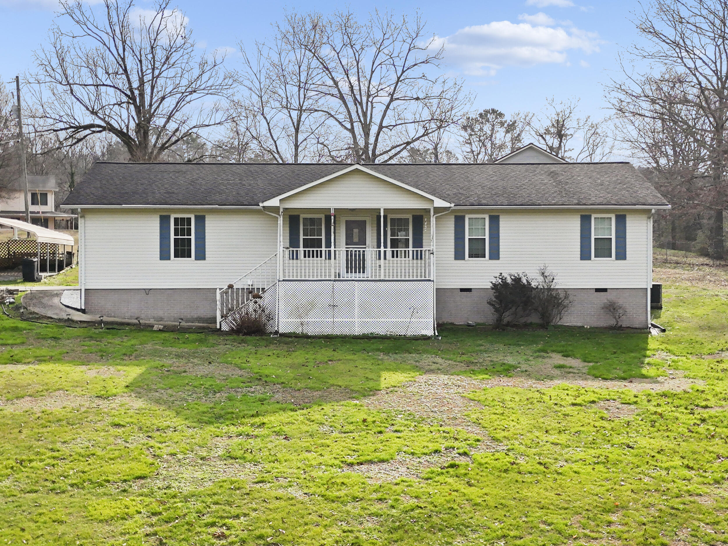 32 Oak Shadows Drive