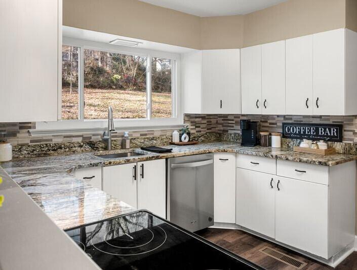 321 Hillcrest Avenue