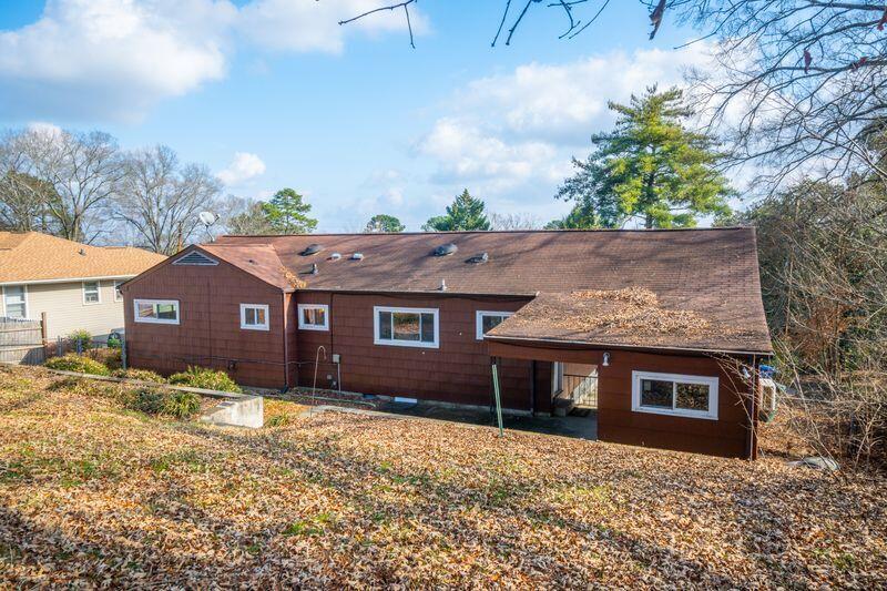 321 Hillcrest Avenue