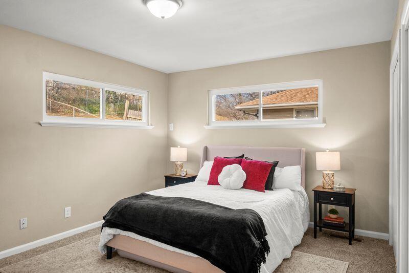 321 Hillcrest Avenue