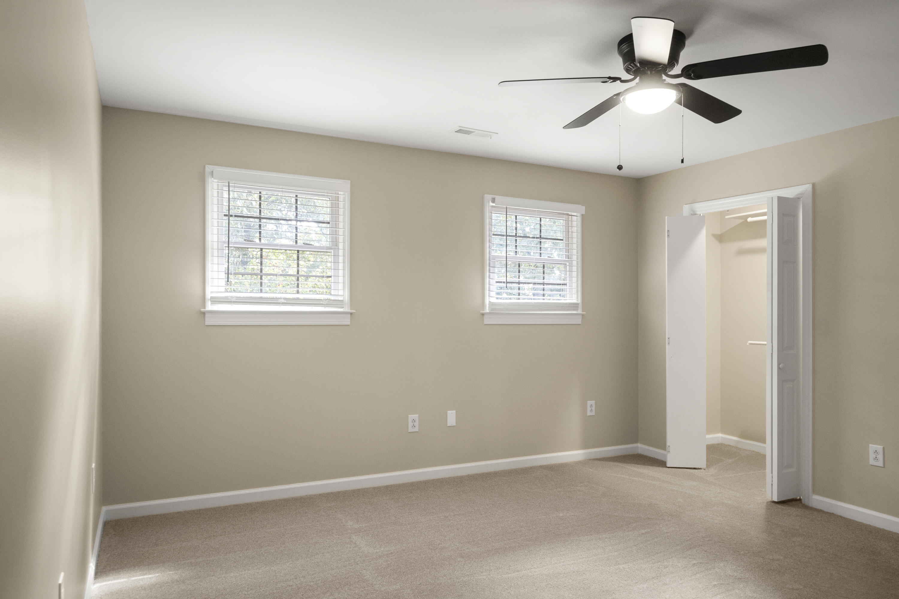 1854 Powder Springs Circle