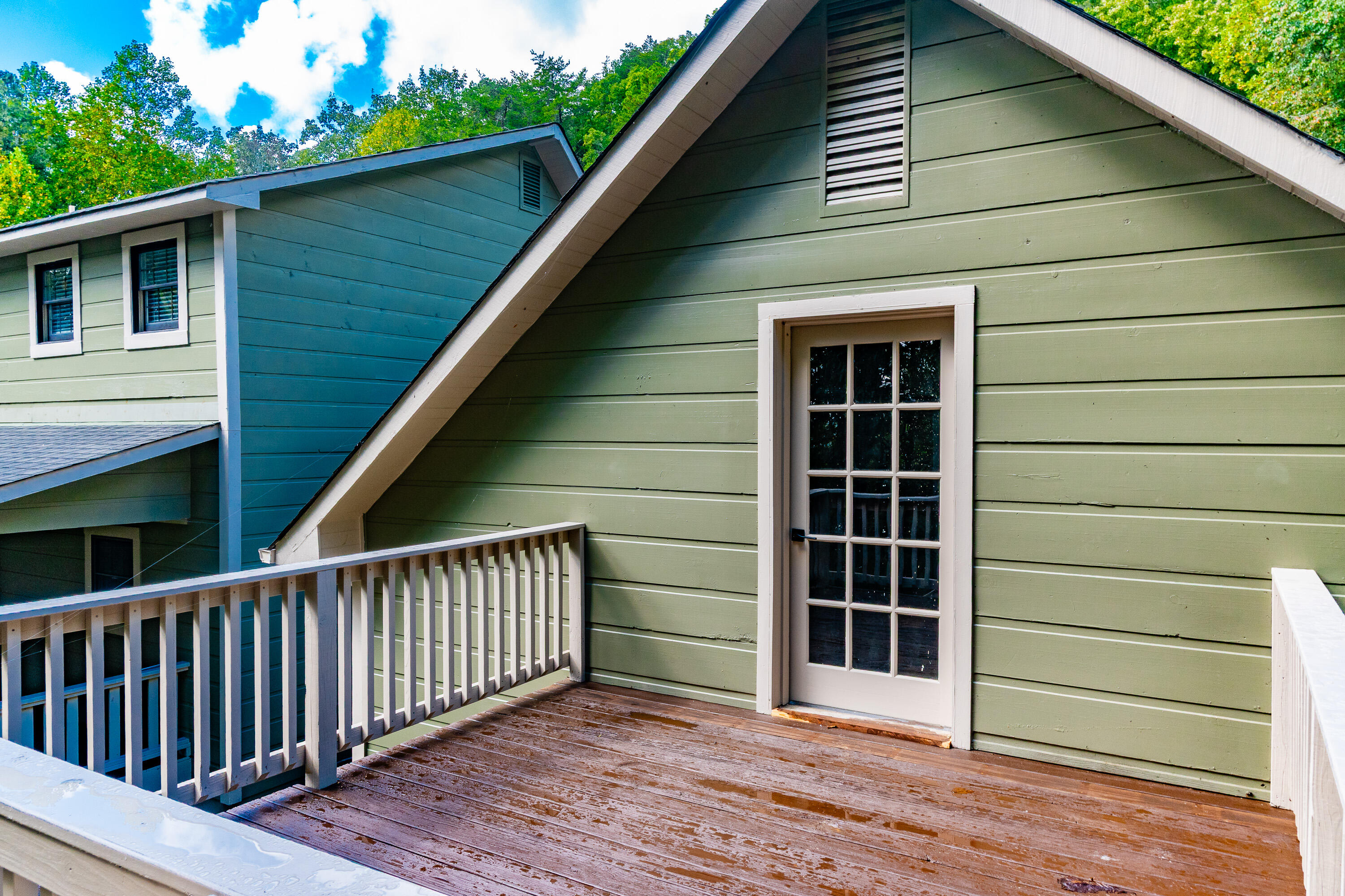 1854 Powder Springs Circle