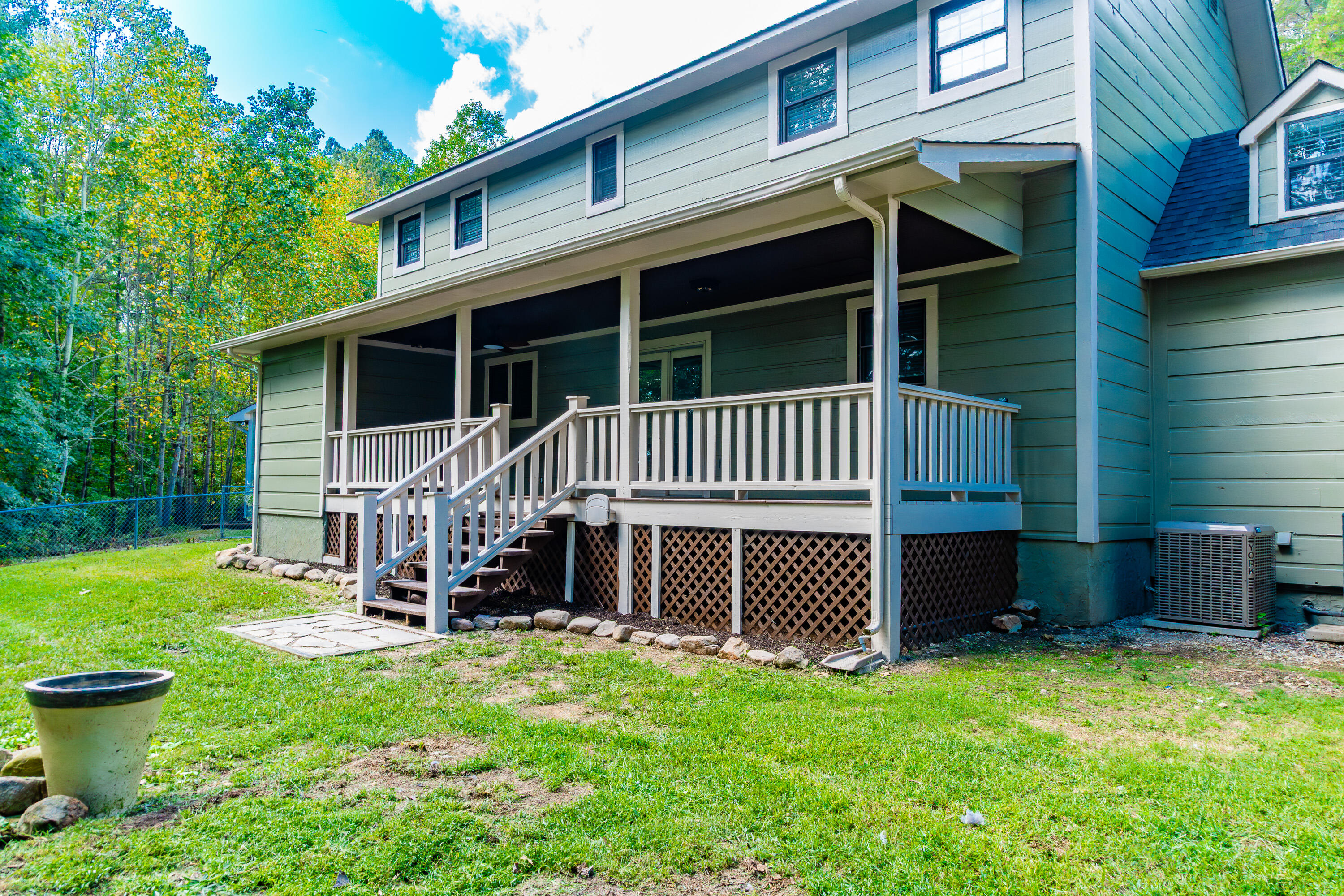 1854 Powder Springs Circle