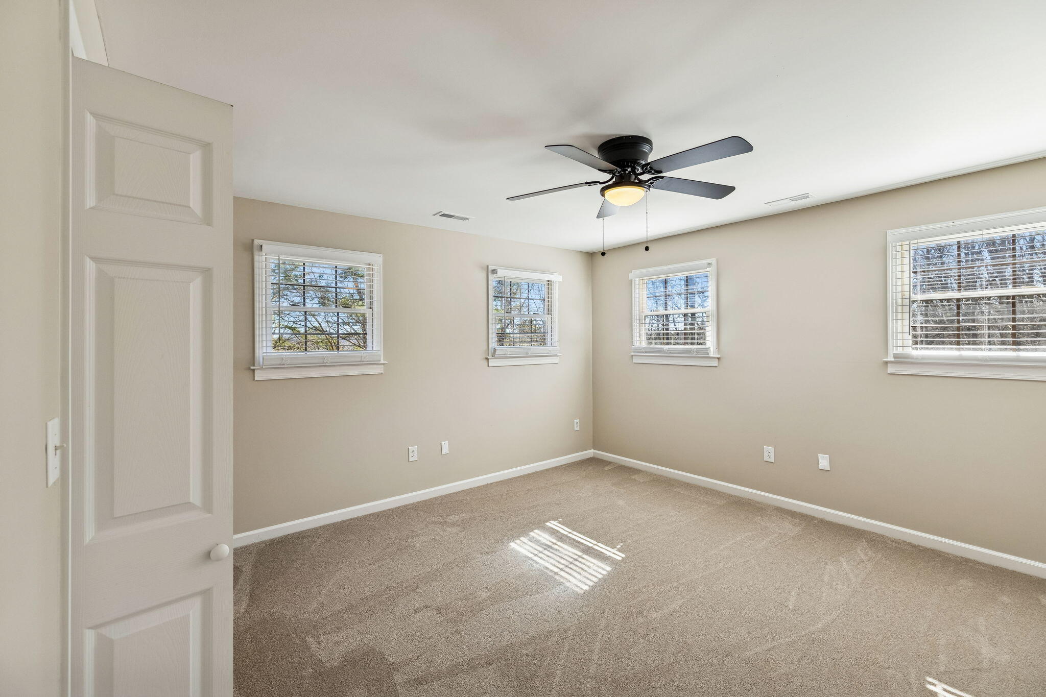 1854 Powder Springs Circle