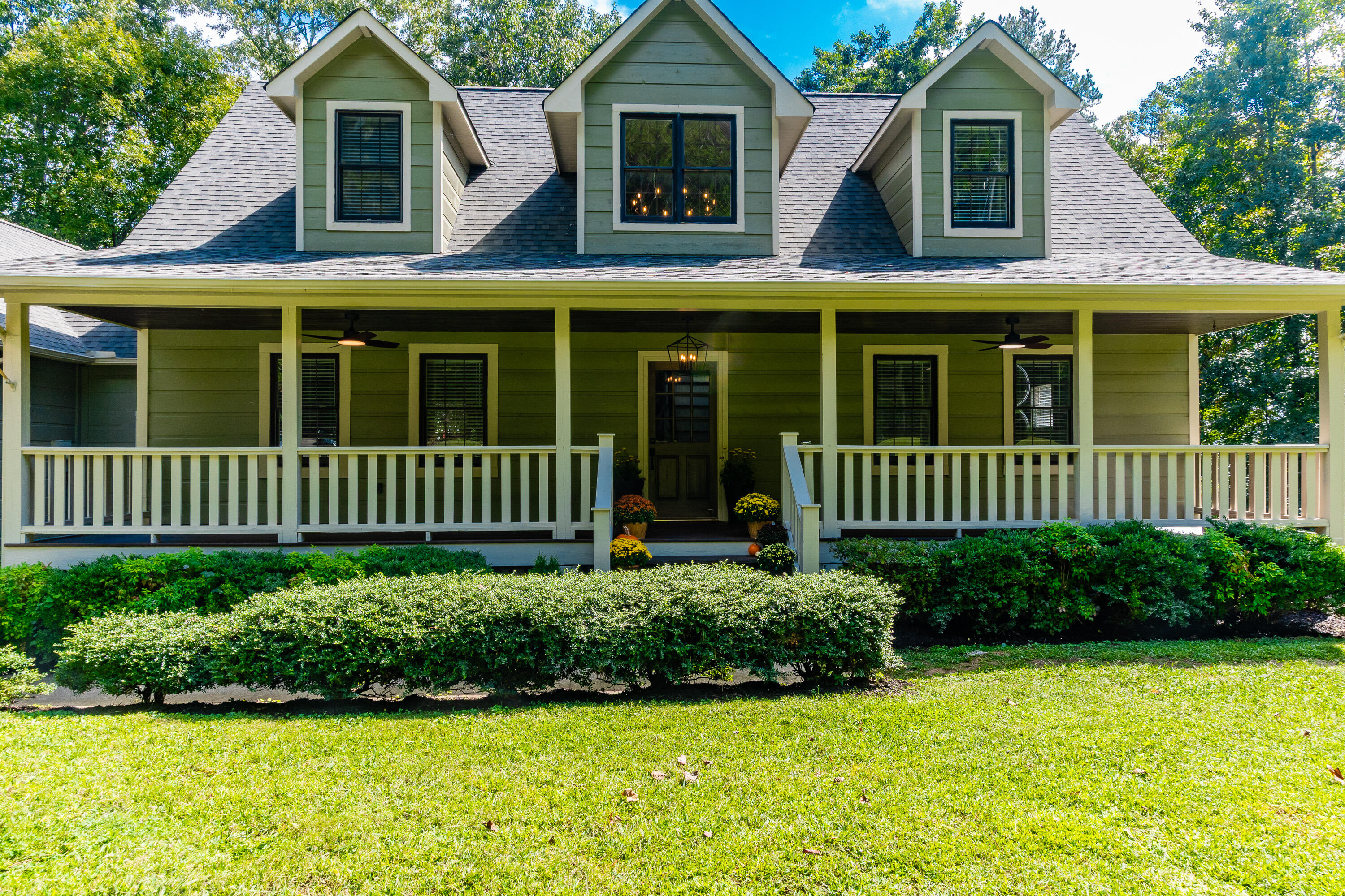 1854 Powder Springs Circle