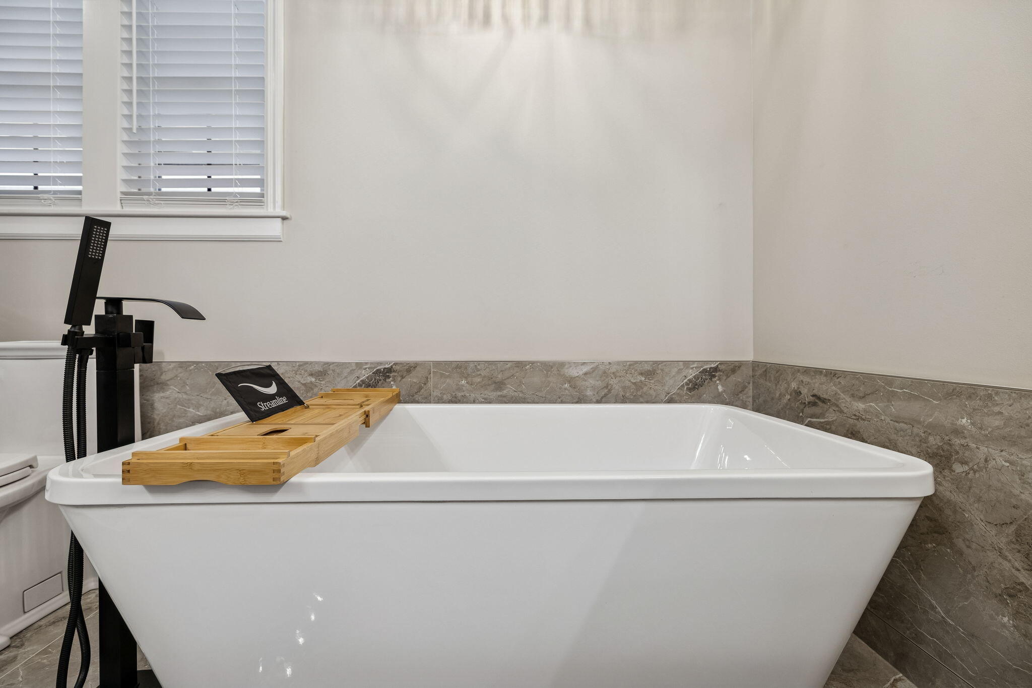 1854 Powder Springs Circle