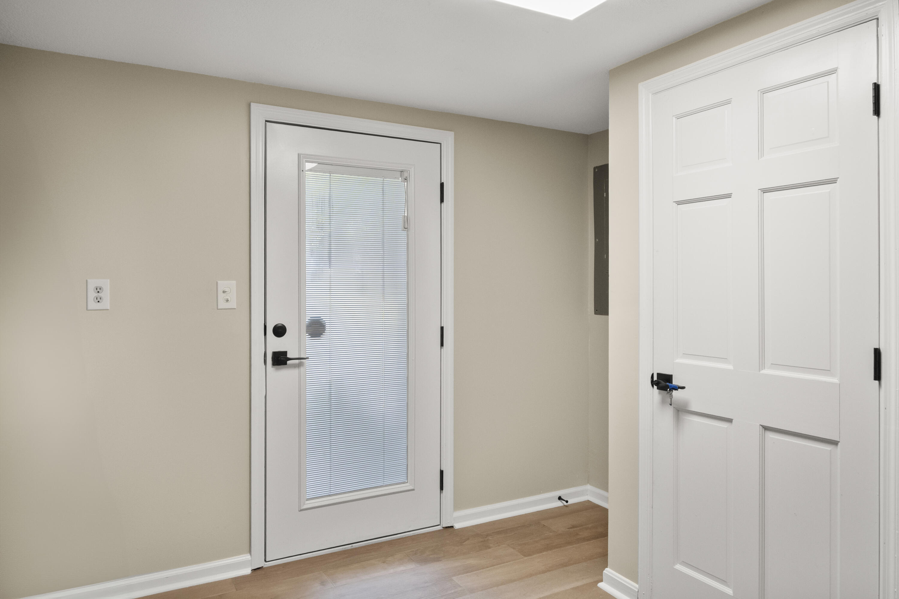 1854 Powder Springs Circle