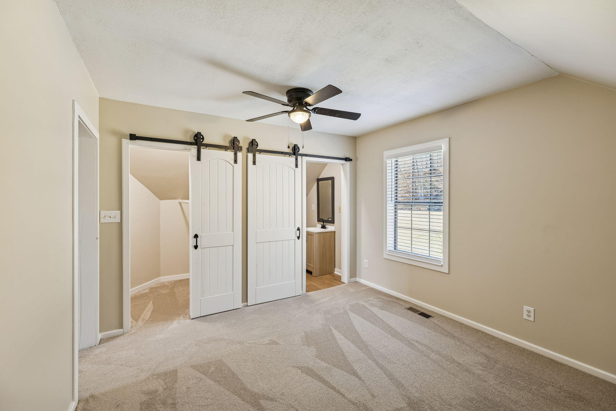 1854 Powder Springs Circle