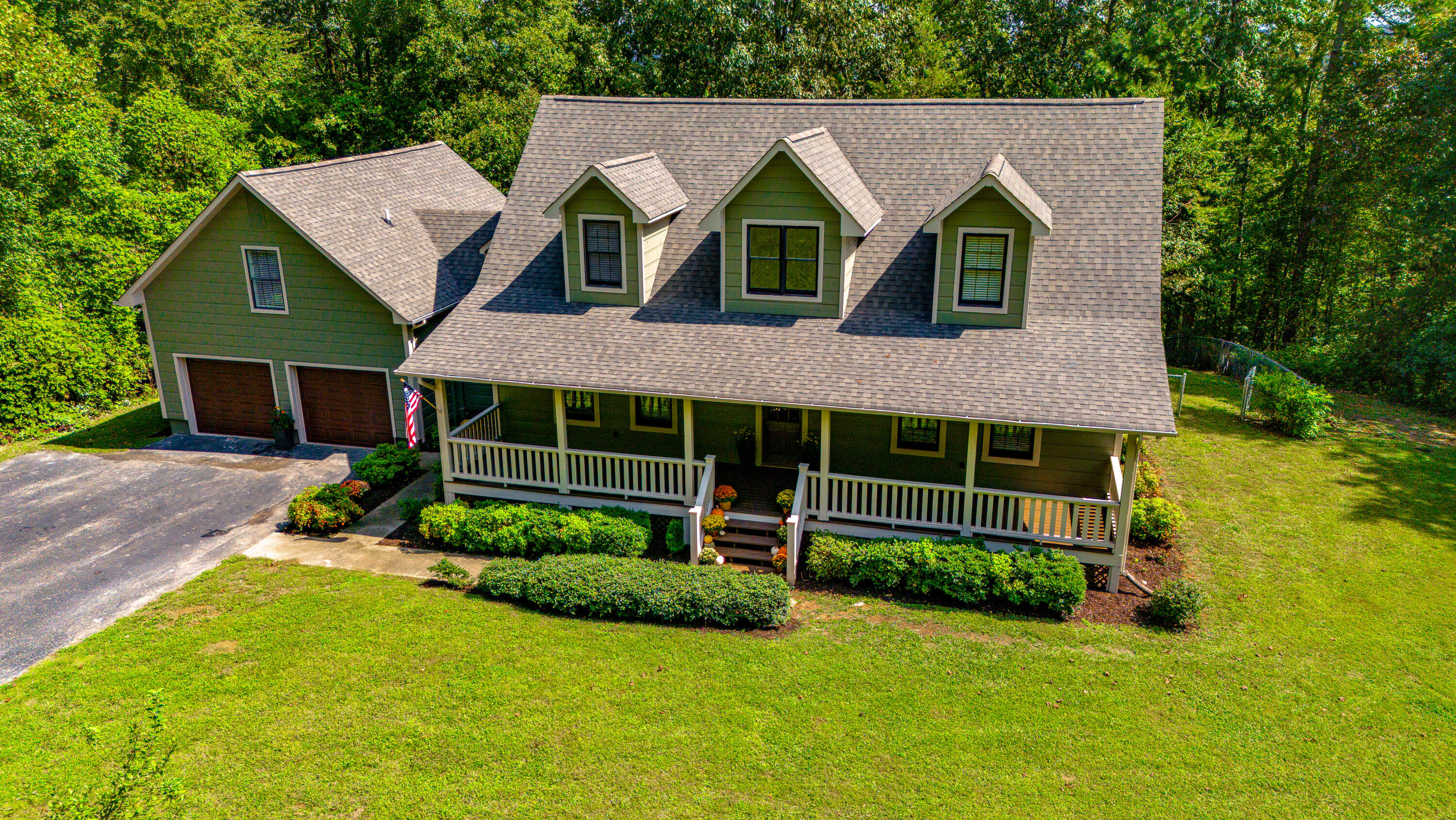 1854 Powder Springs Circle