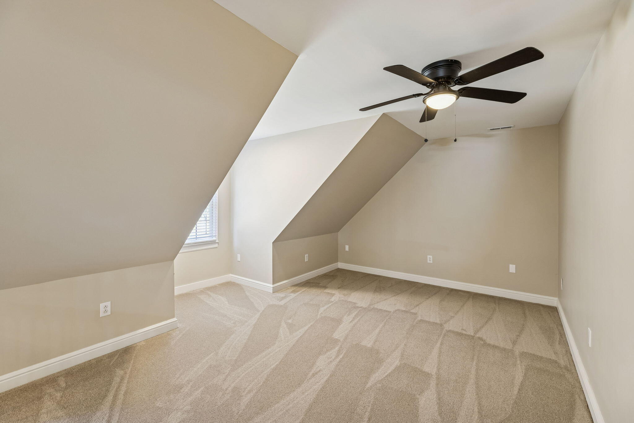 1854 Powder Springs Circle