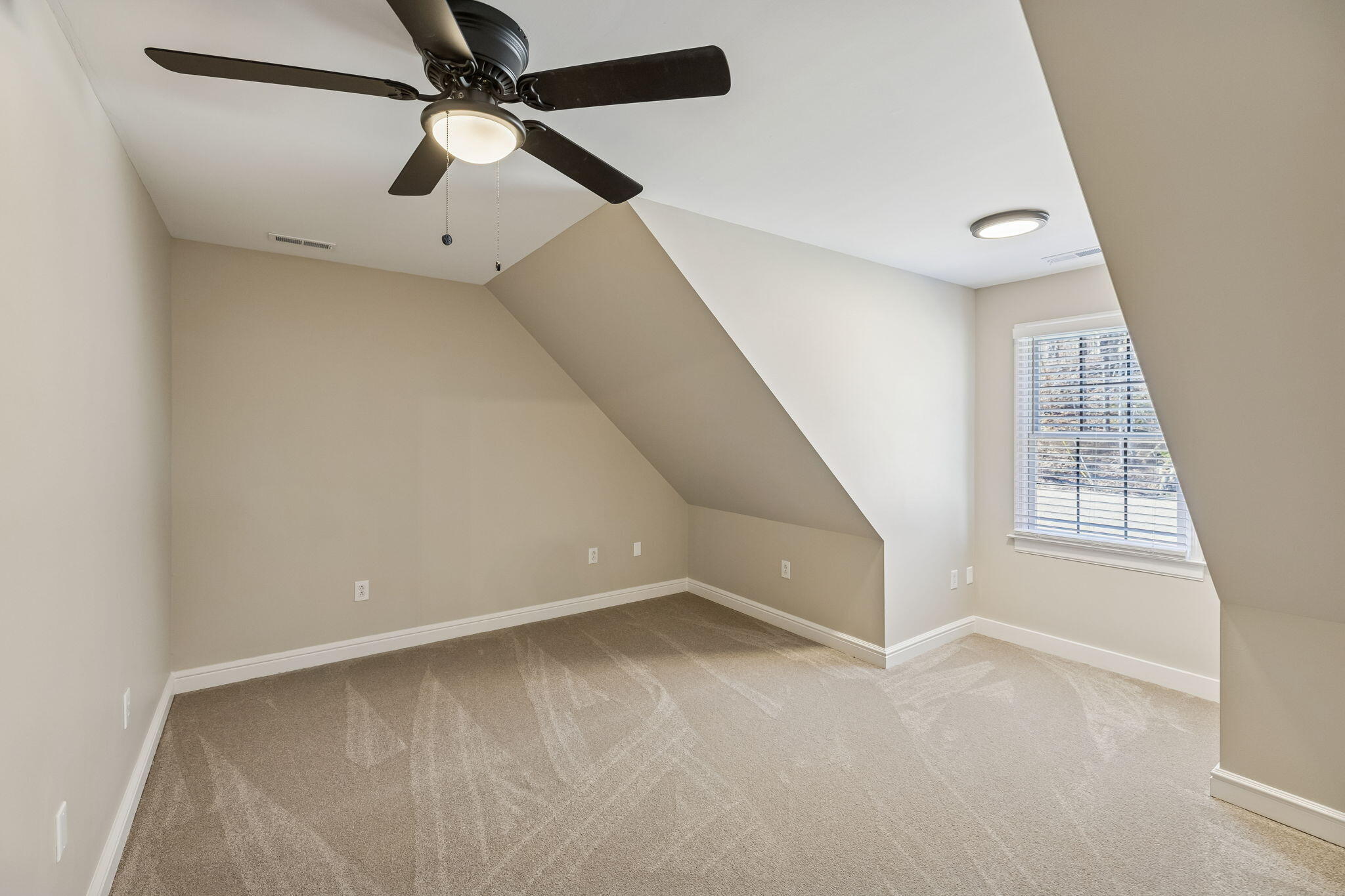 1854 Powder Springs Circle