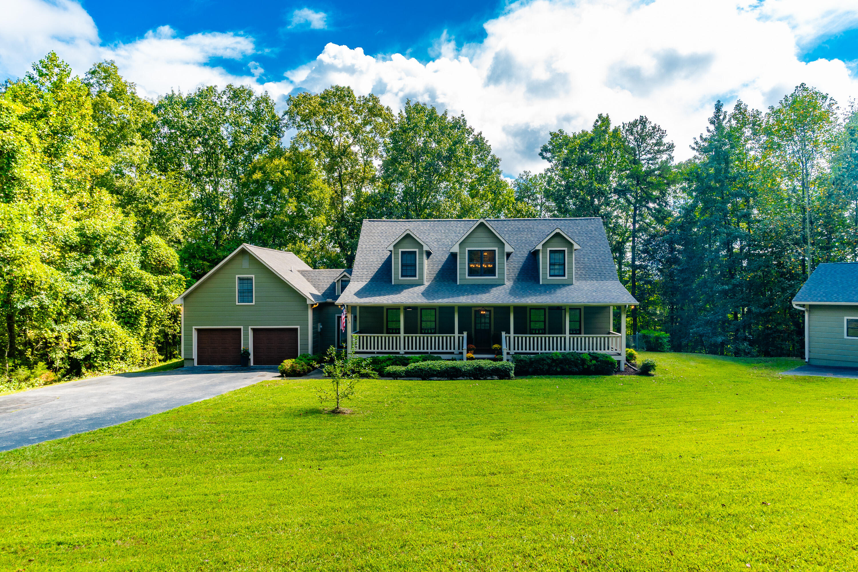 1854 Powder Springs Circle