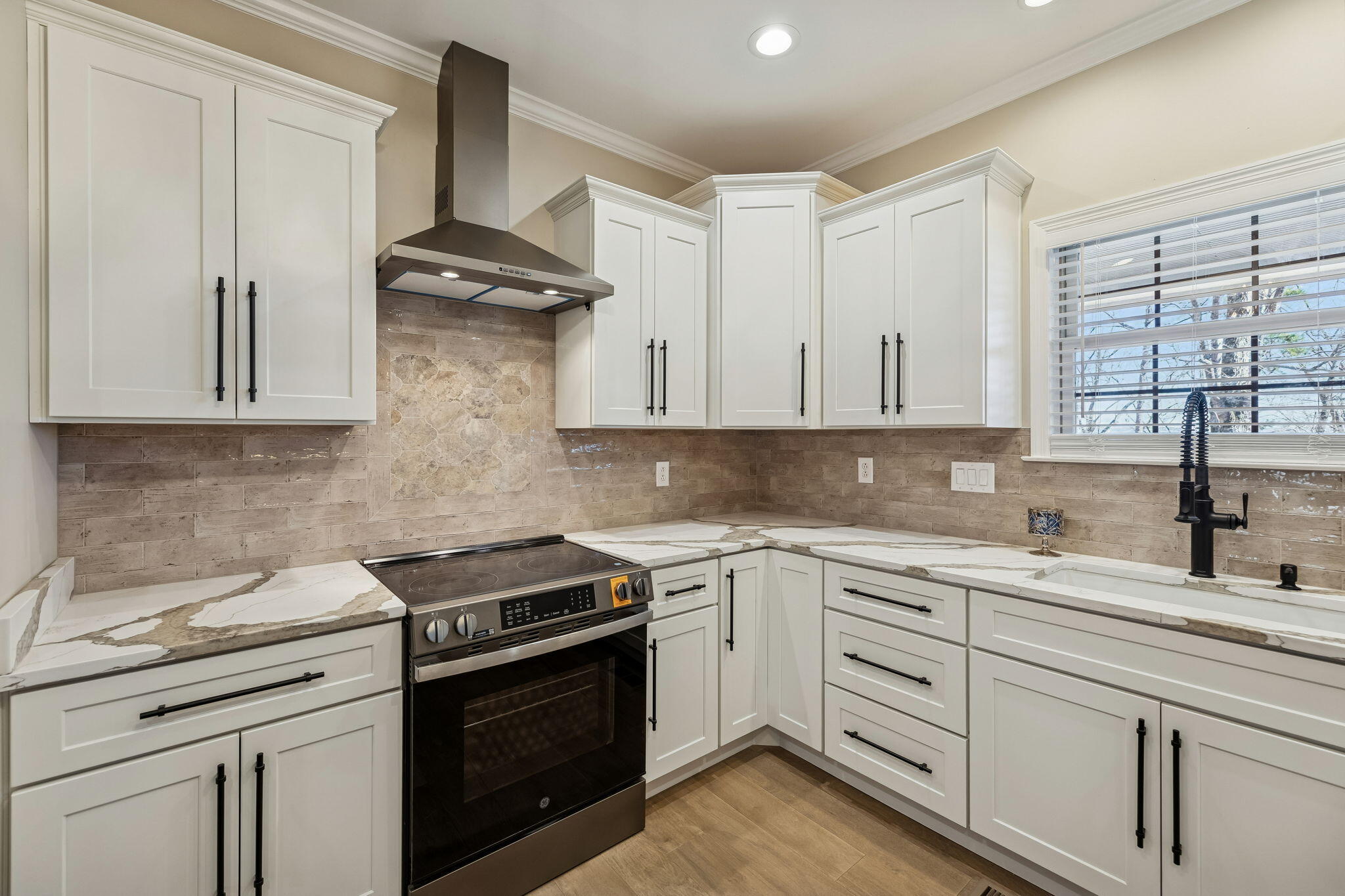 1854 Powder Springs Circle