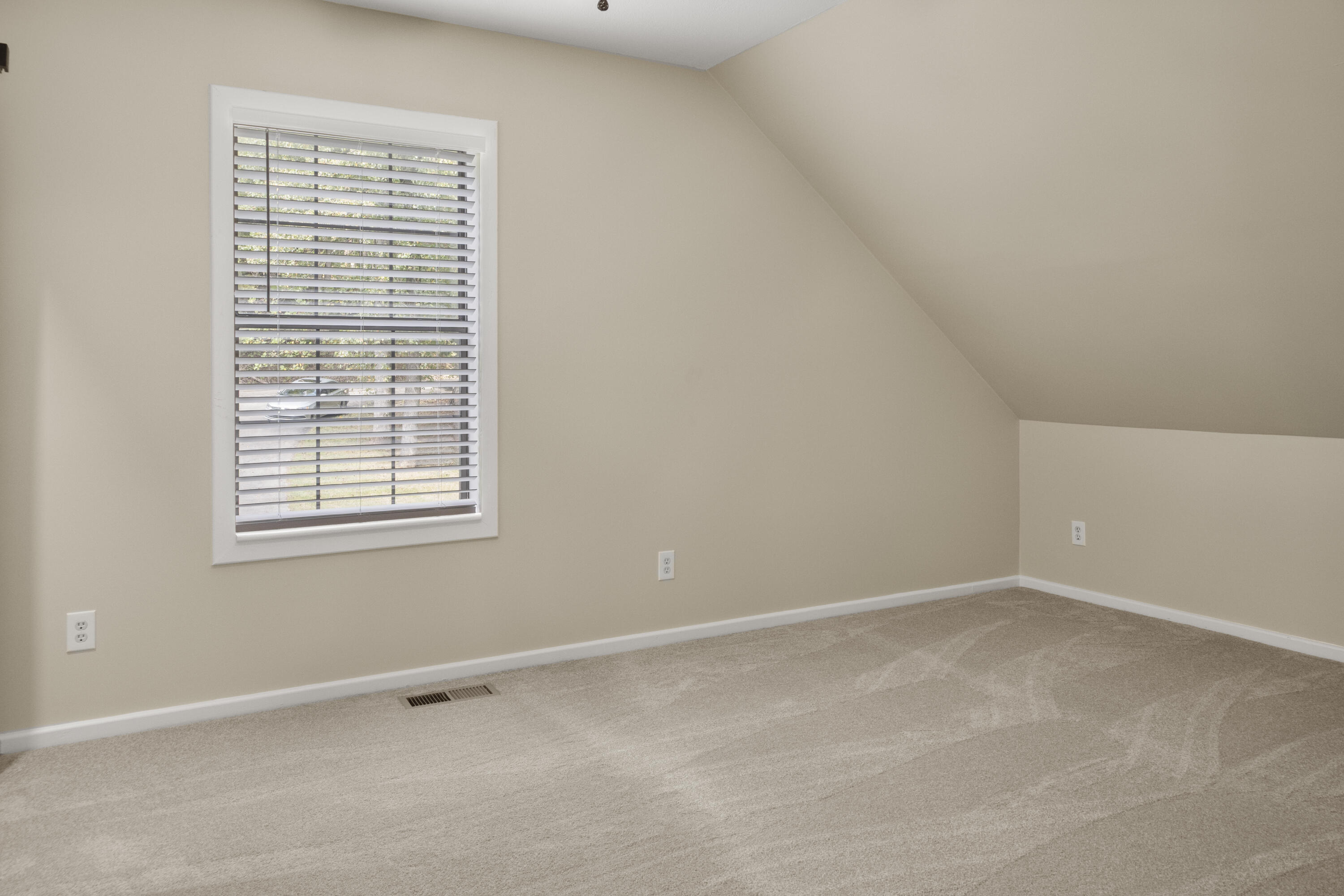 1854 Powder Springs Circle