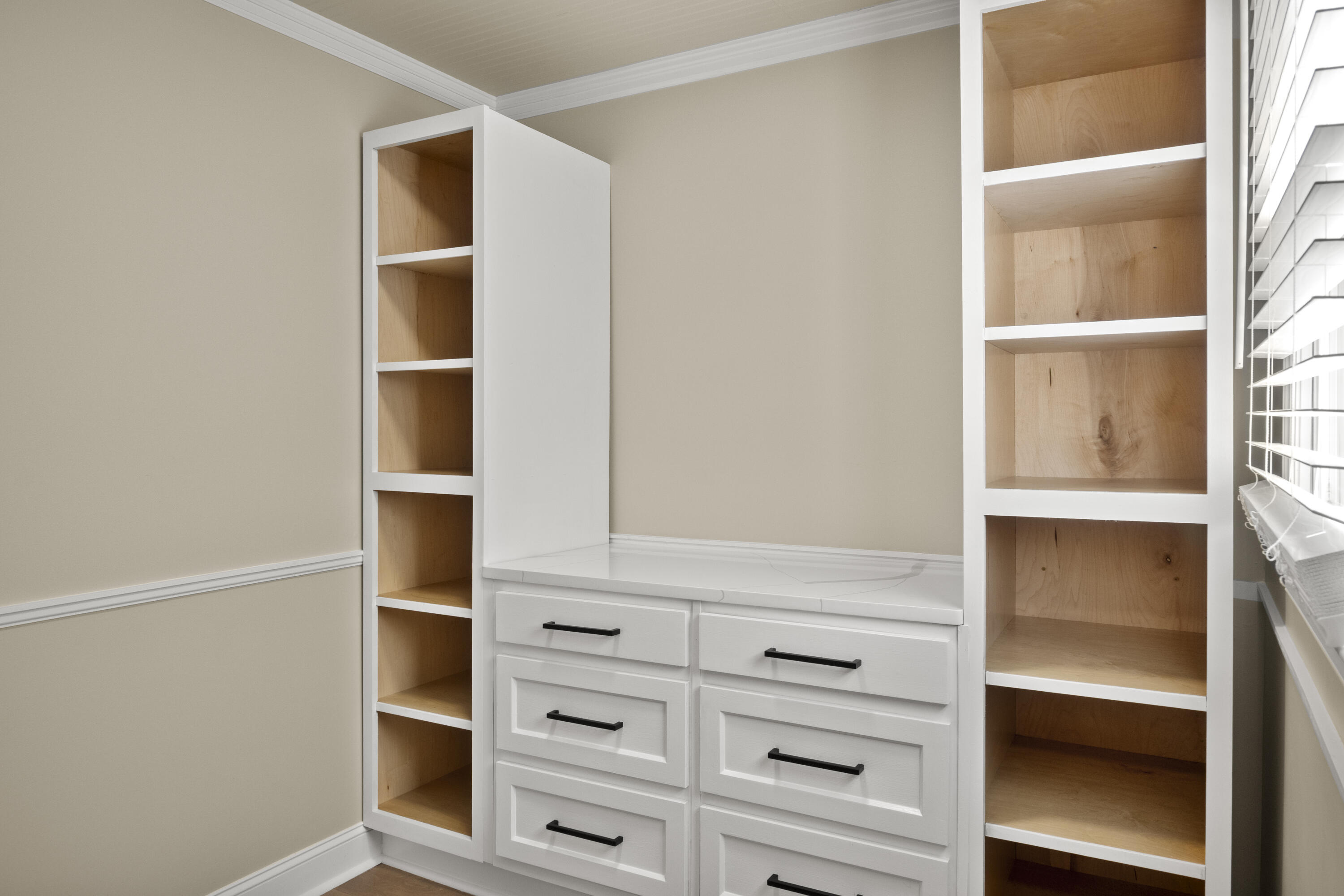 1854 Powder Springs Circle