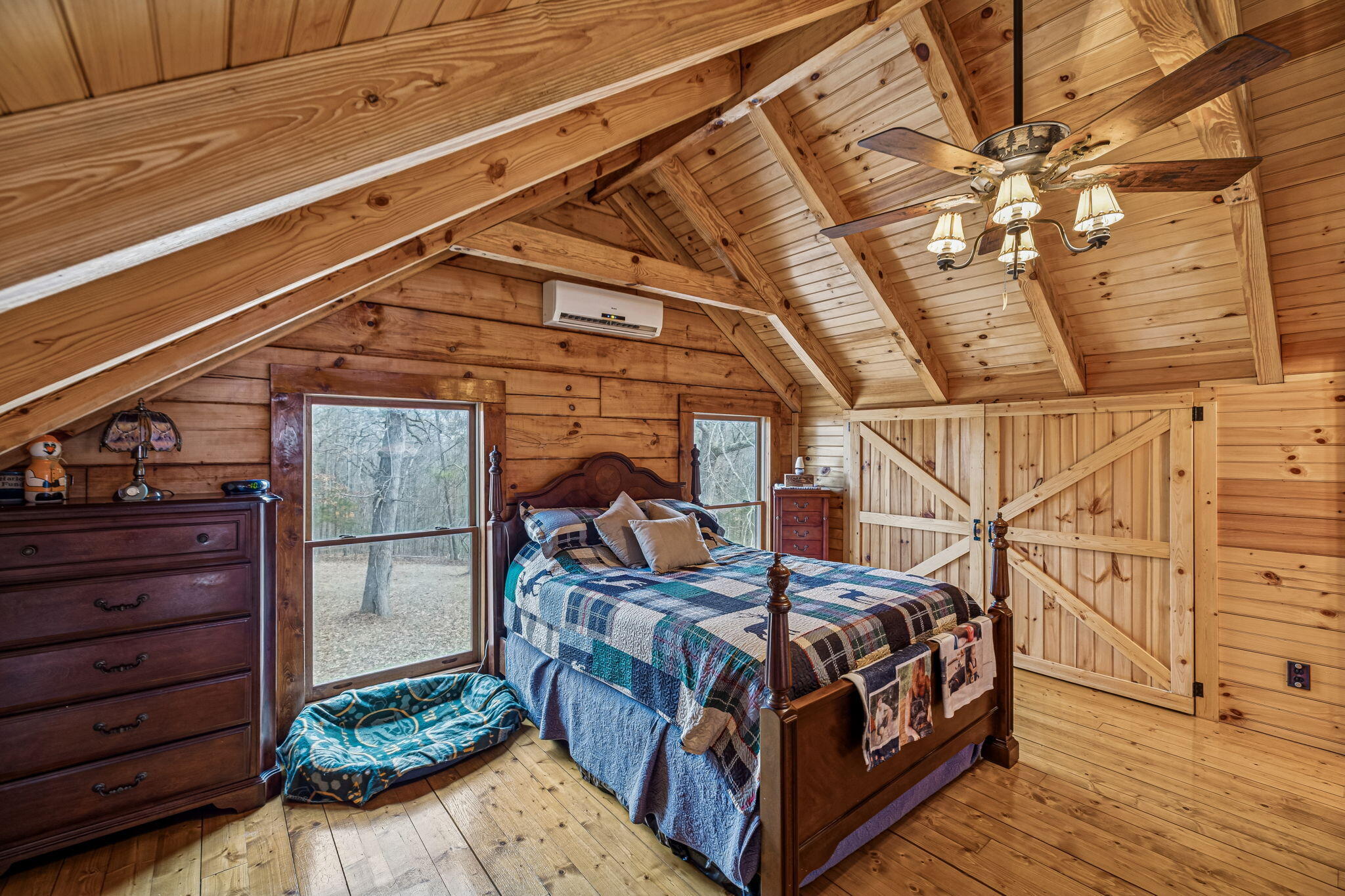 6541 Anderson Acres Drive