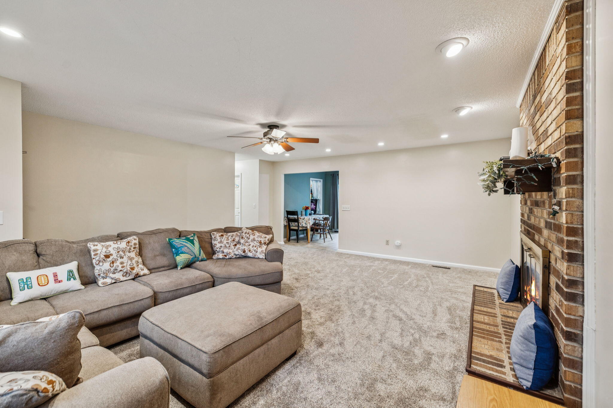 1018 Ridgeway Avenue