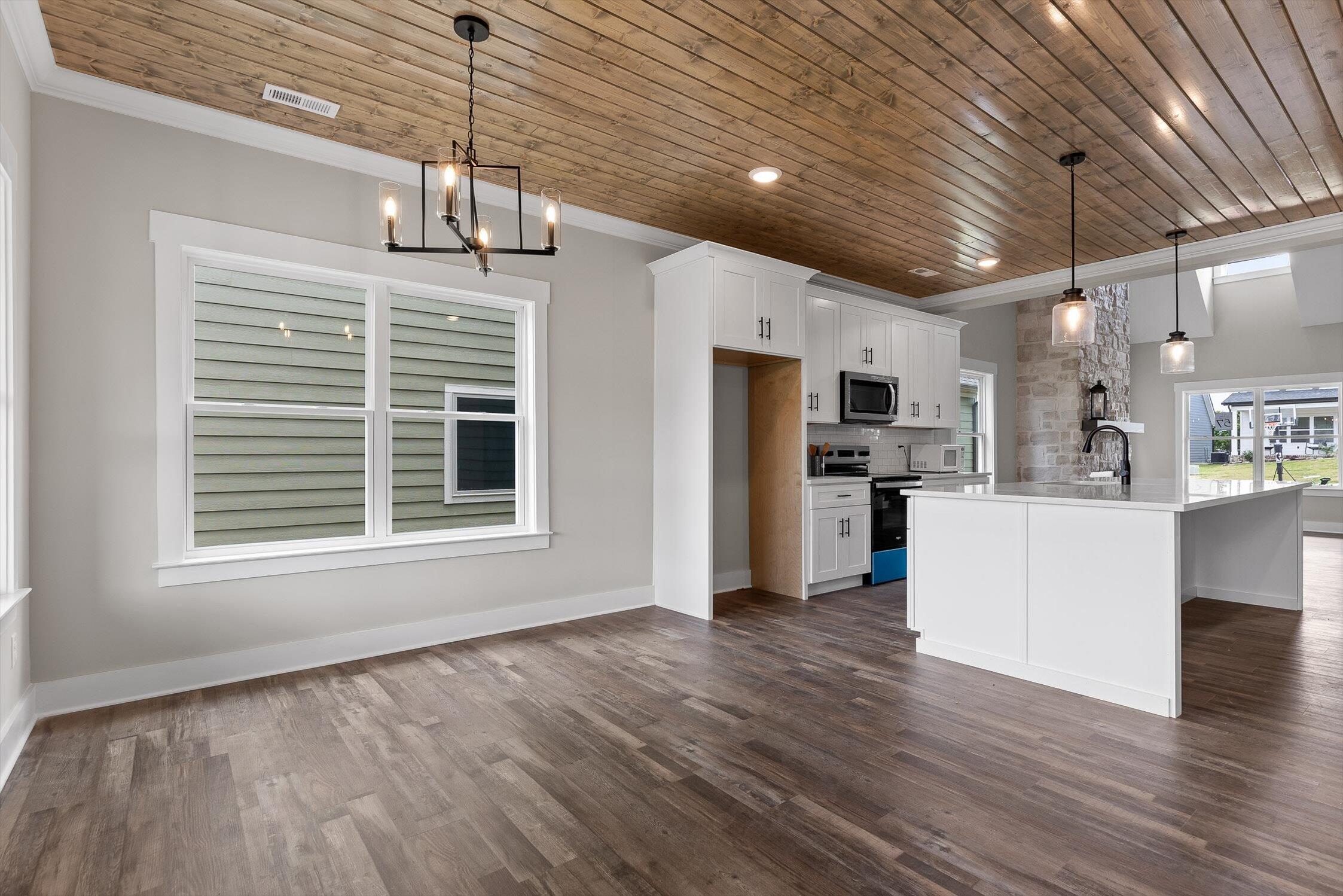 528 Willow Grove Court, 57