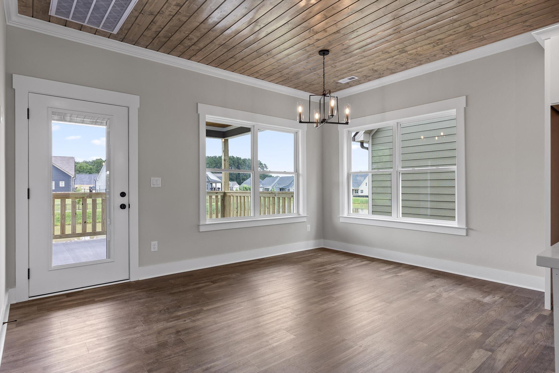 528 Willow Grove Court, 57