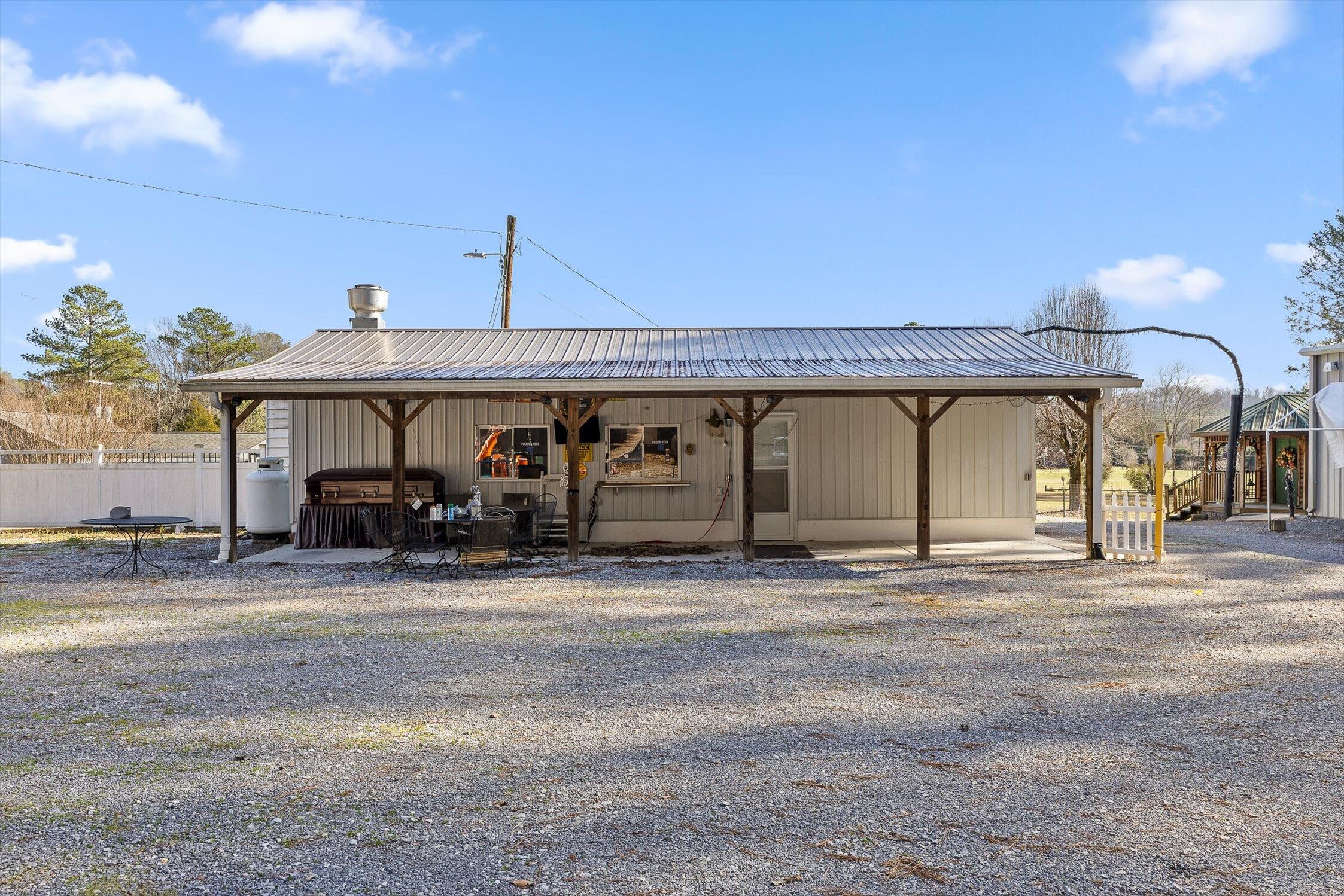 5017 Mcdonald Road, McDonald