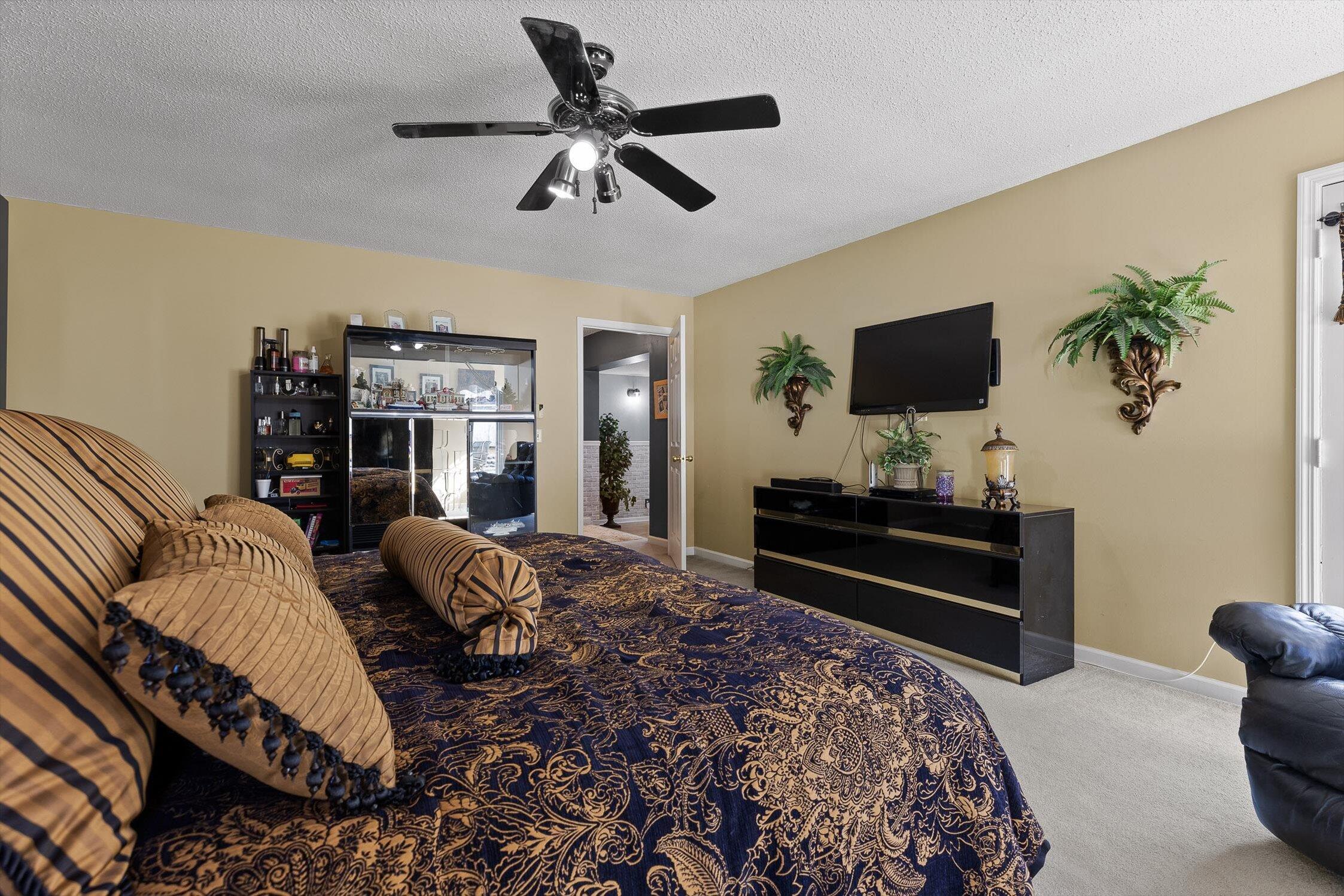 5017 Mcdonald Road, McDonald