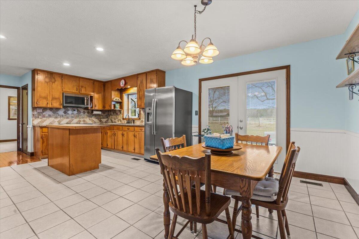 2498 Highway 341 Highway S