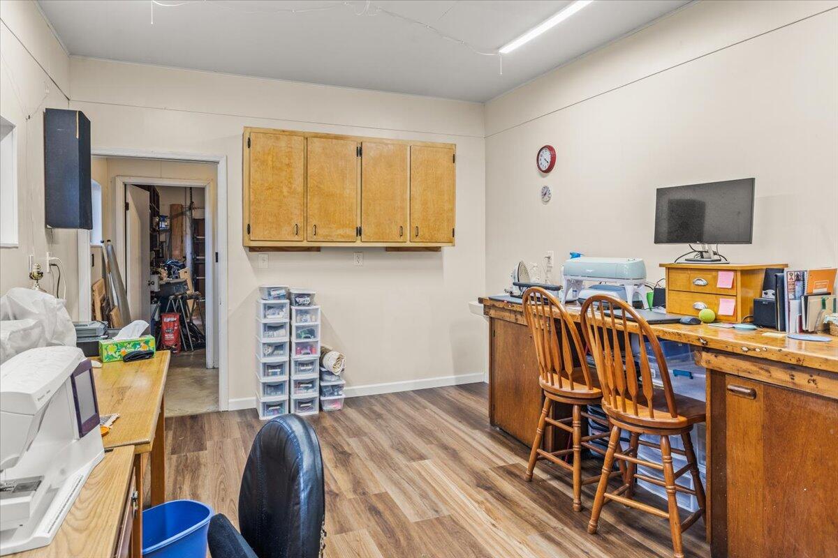 2498 Highway 341 Highway S