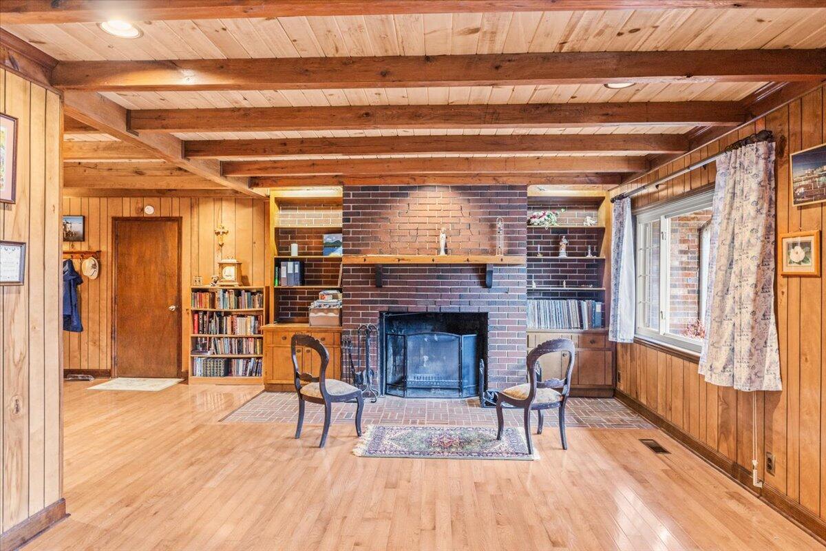 2498 Highway 341 Highway S