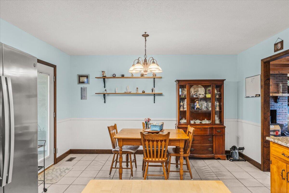 2498 Highway 341 Highway S