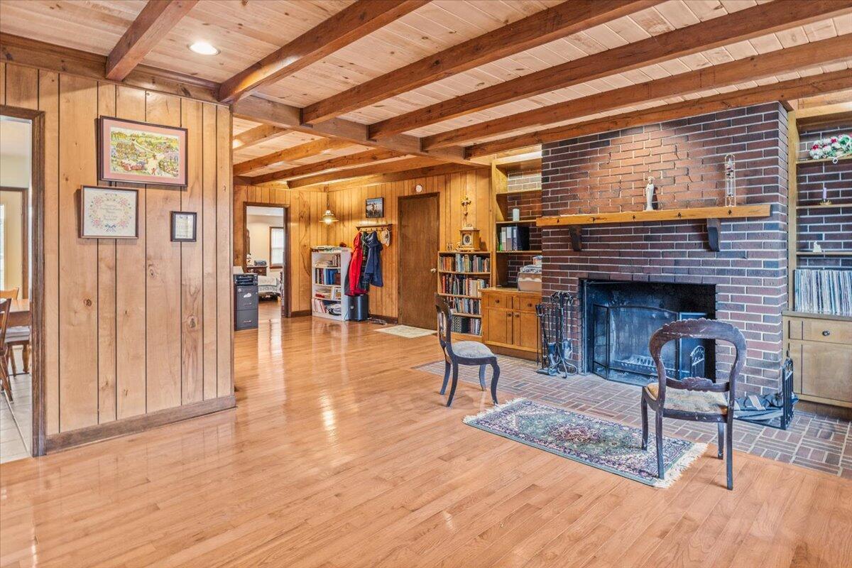 2498 Highway 341 Highway S