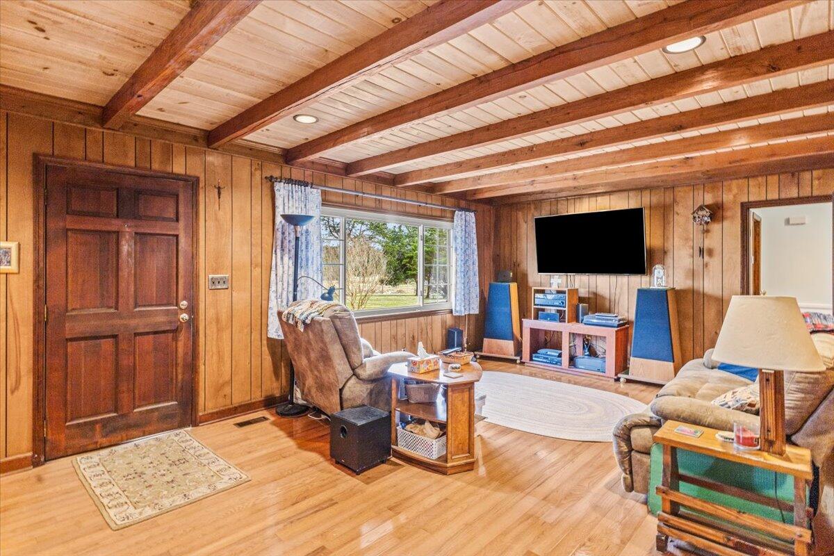 2498 Highway 341 Highway S