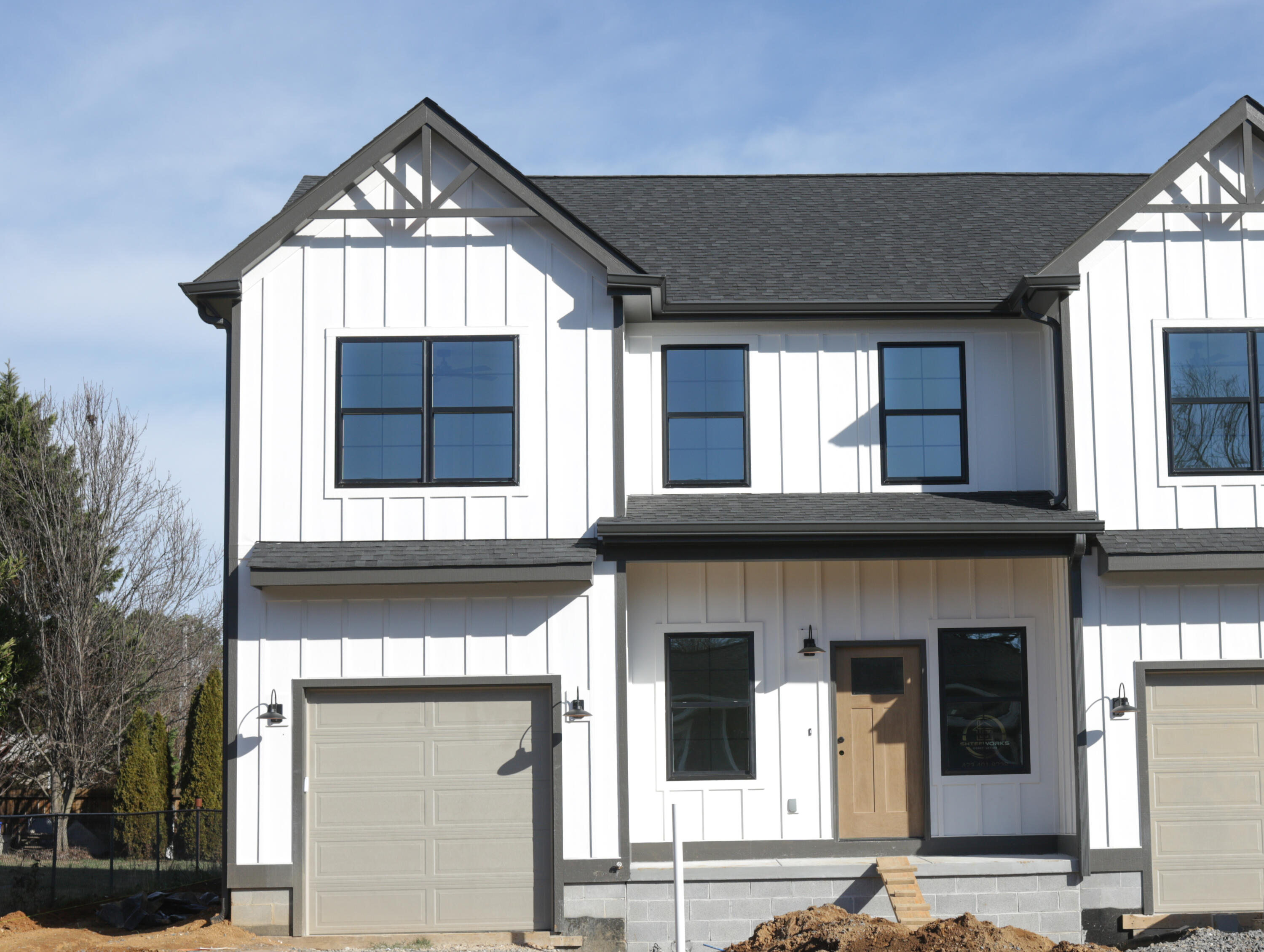 1364 Catherine Circle NW