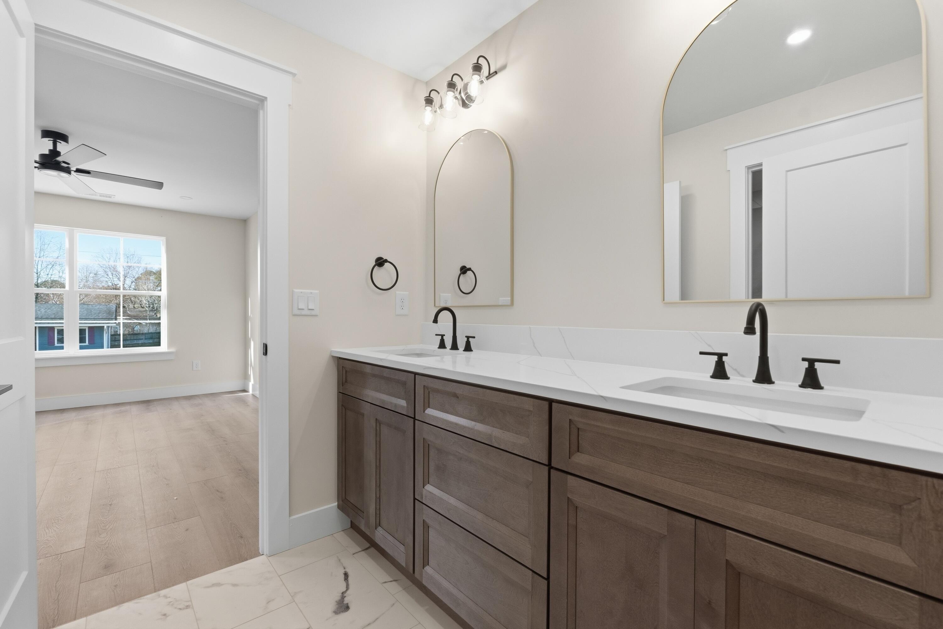 1364 Catherine Circle NW