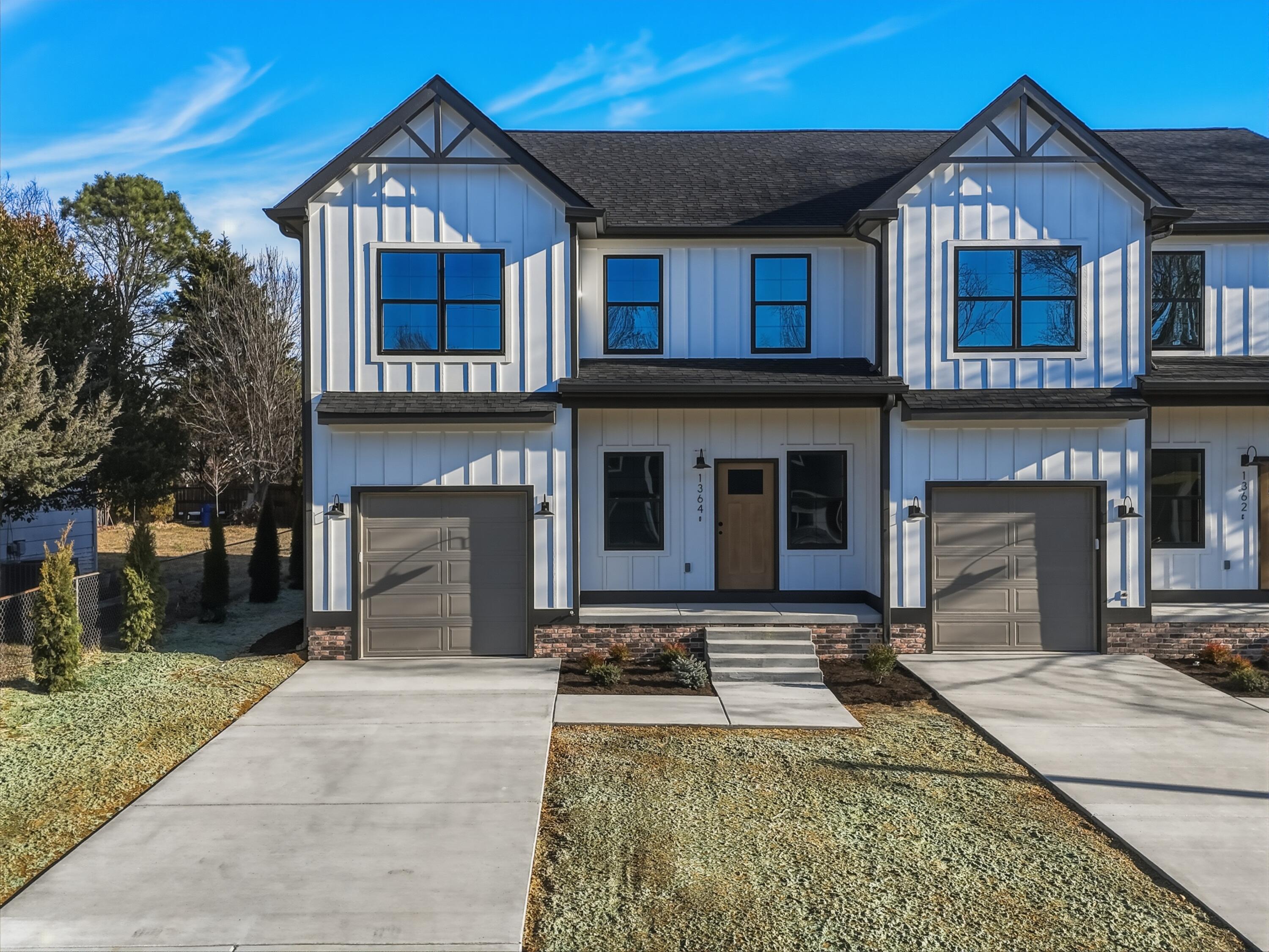 1364 Catherine Circle NW